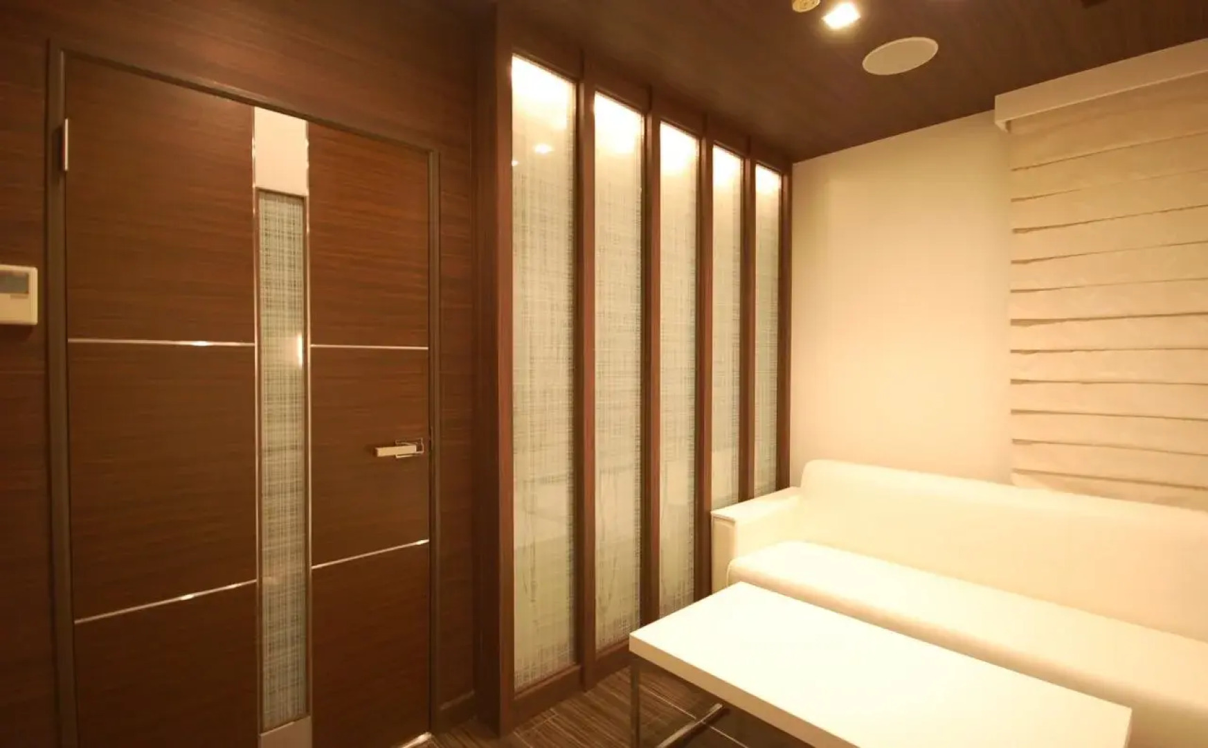 Osaka Palais de Fleurs – Adults Only