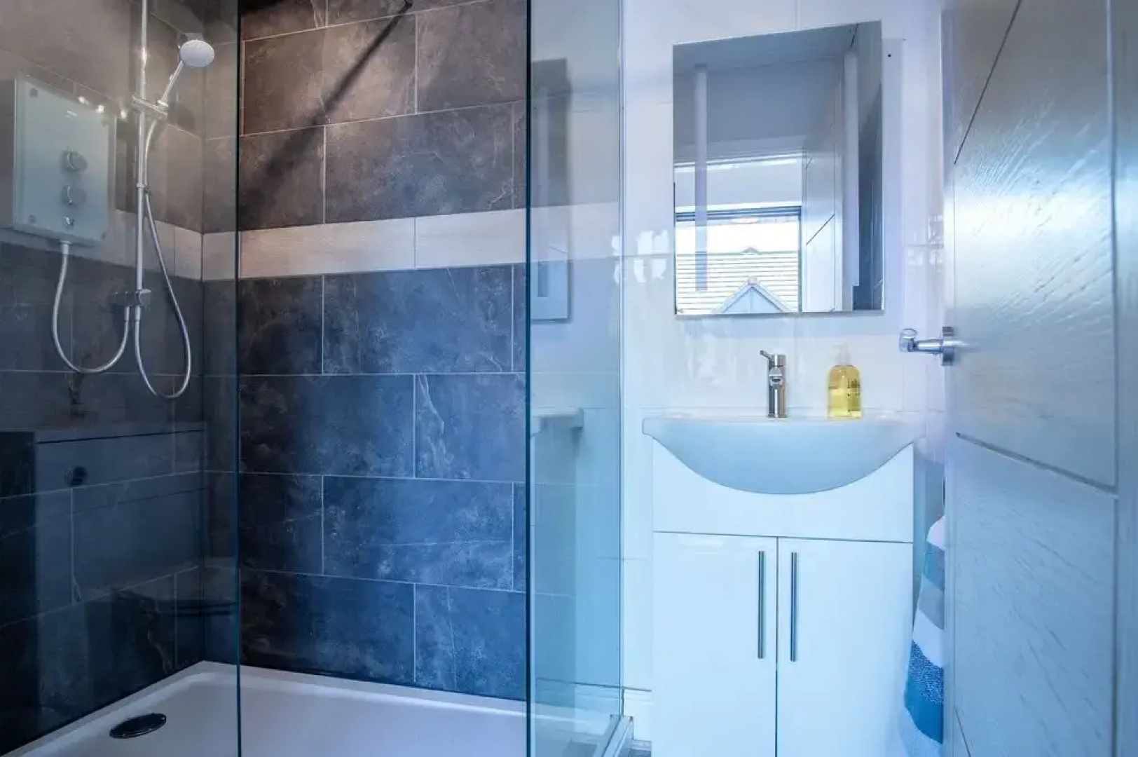 Marina View - 1 Bed Apartment - Neyland