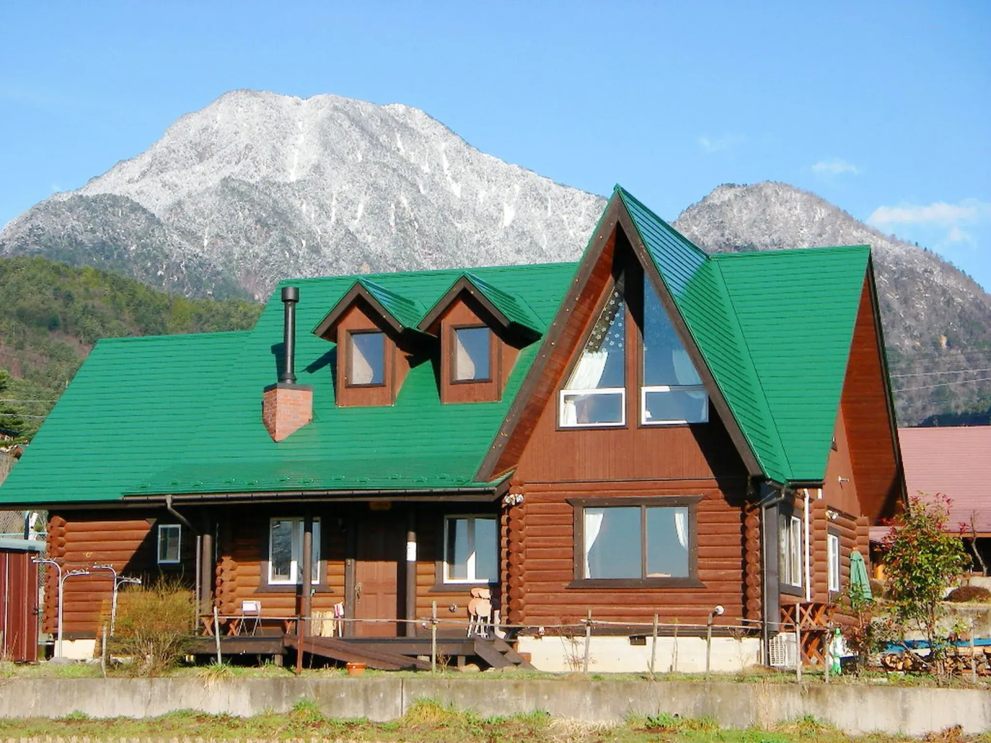 Canadian Log Cottage TAKITARO