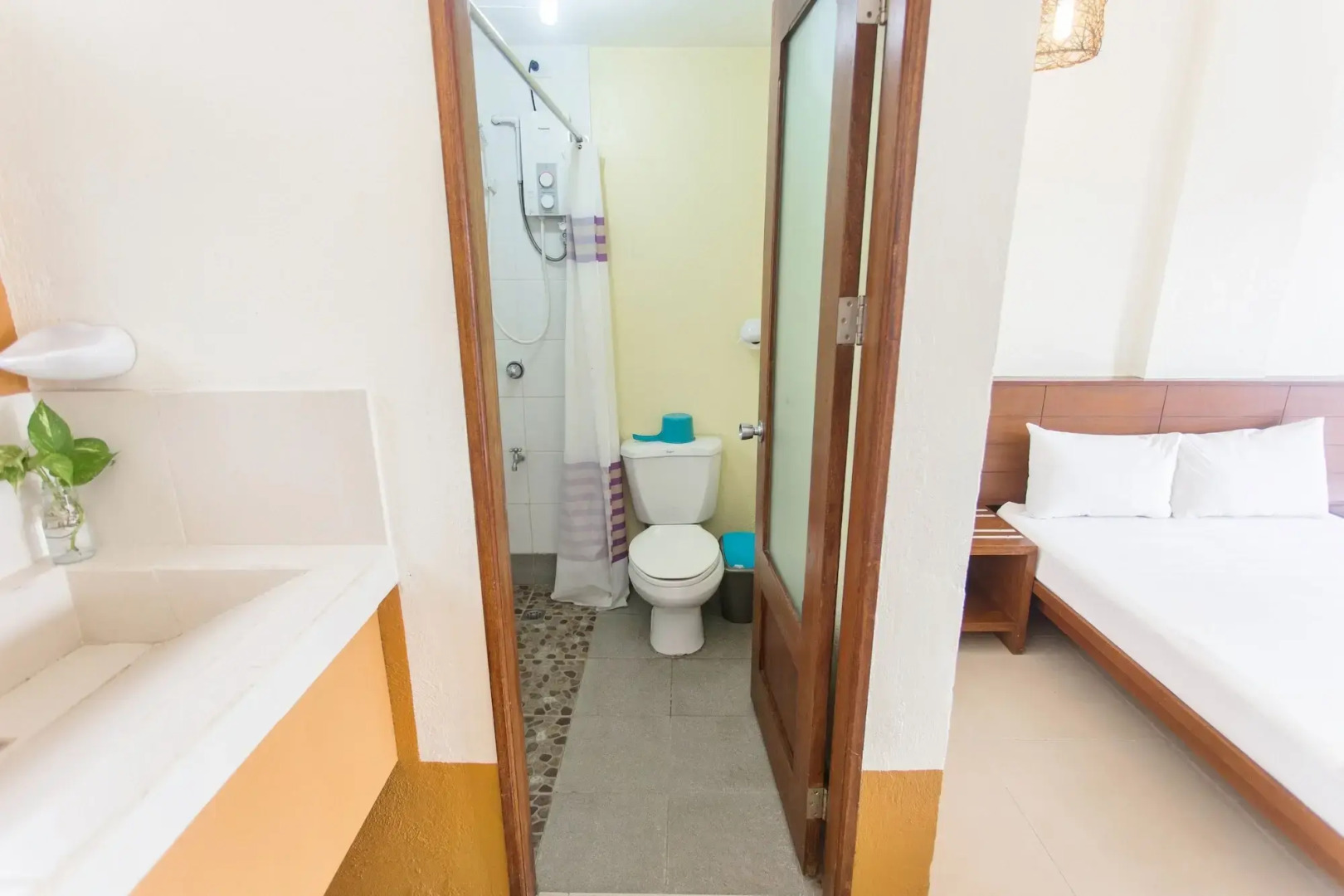 Agos Boracay Rooms + Beds