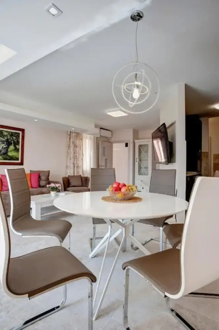 Apartments Aleksandar