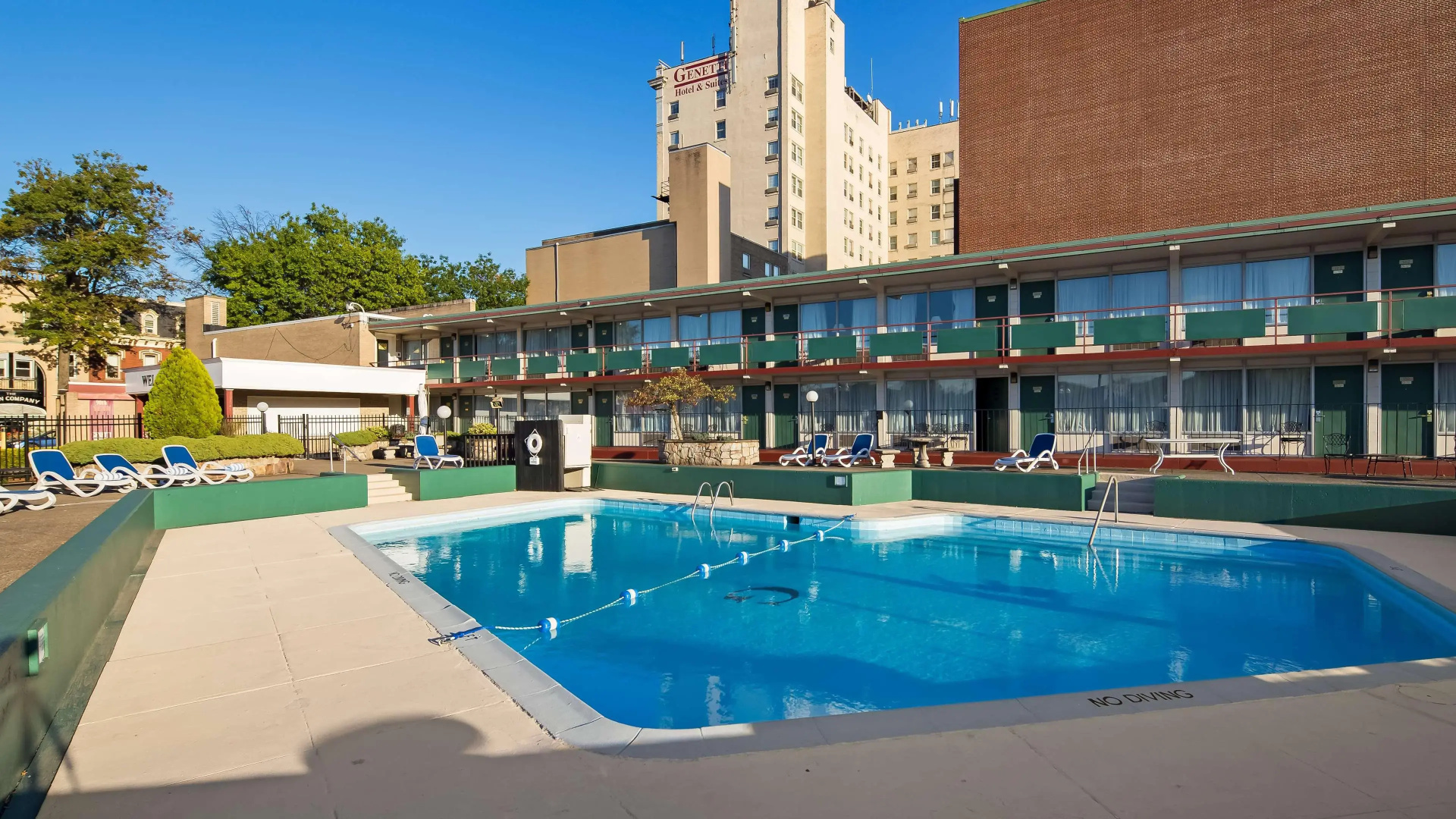 Best Western Plus Sidney Lodge