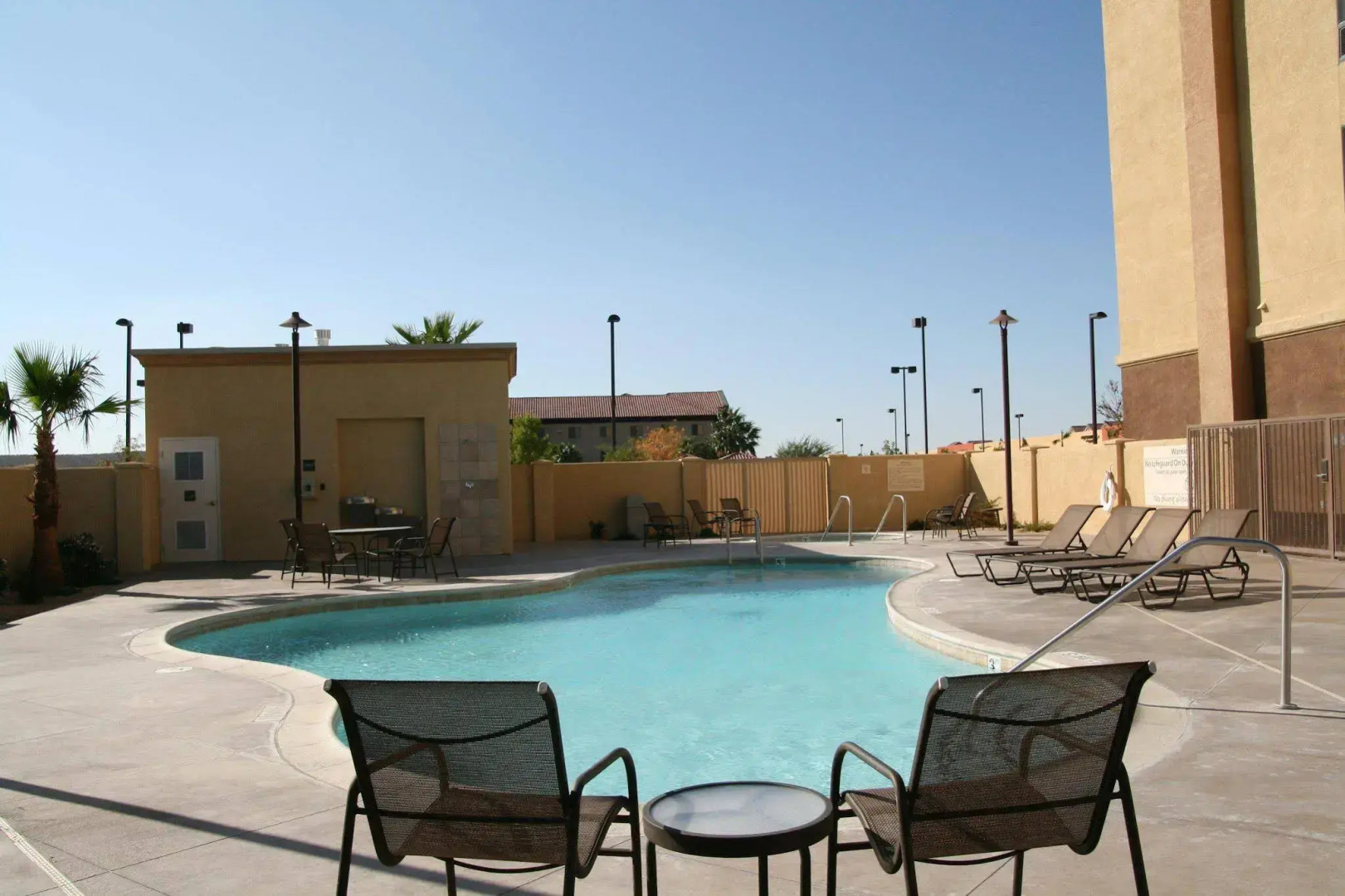 Hampton Inn & Suites Barstow