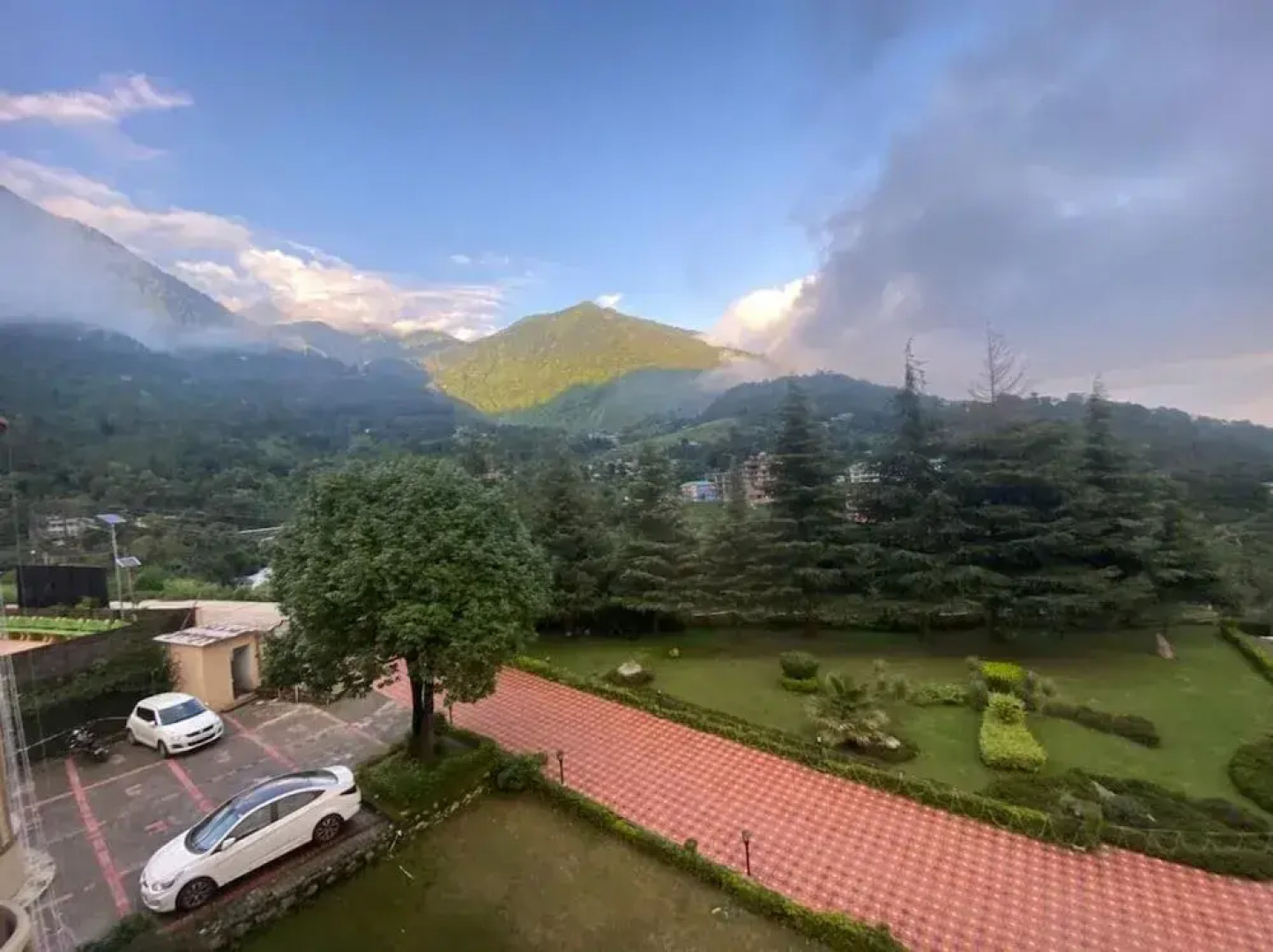 Imperial Clarks Inn Dharmashala