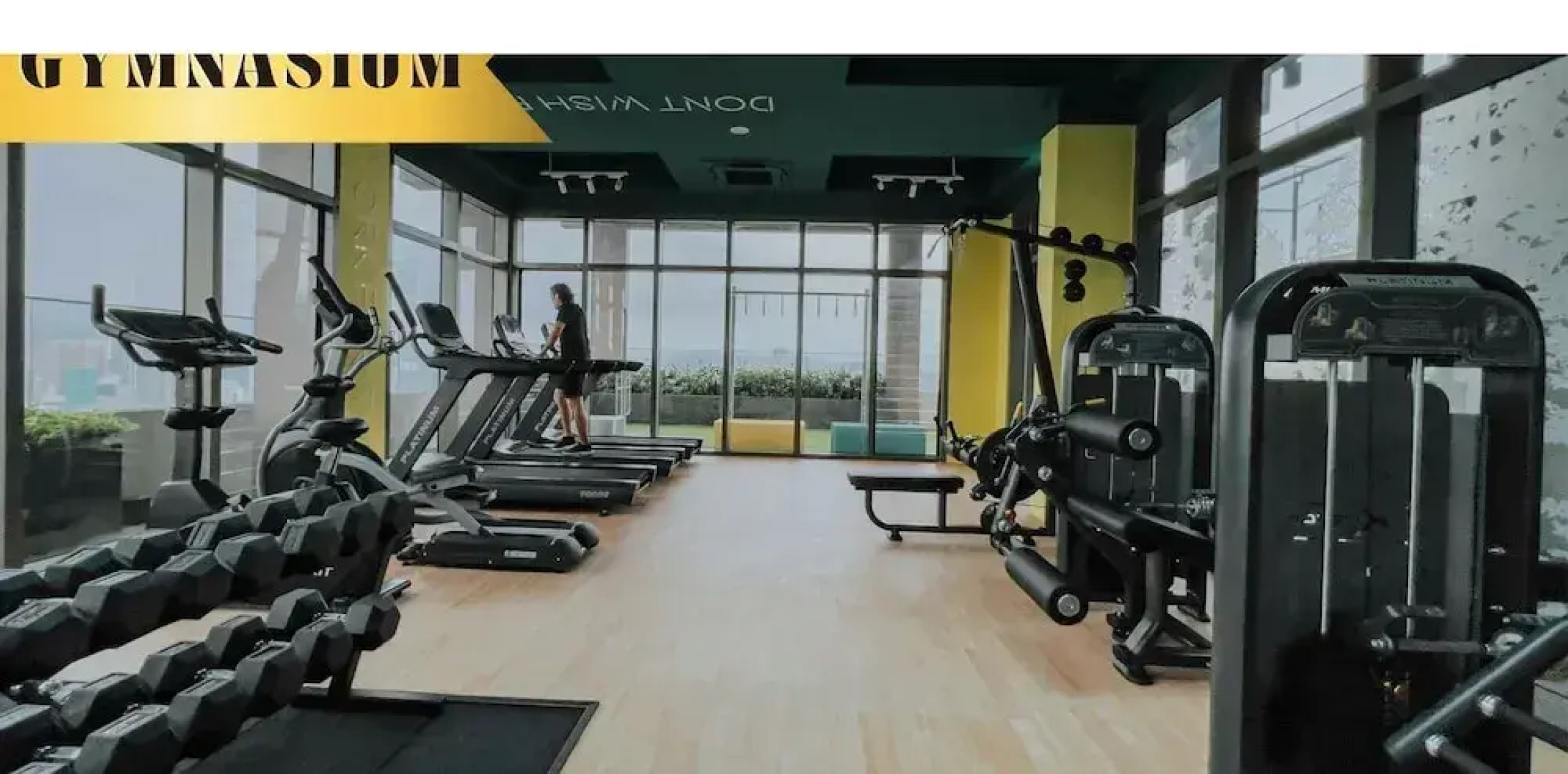 Sky Pool Suites KL Sentral -Riveria City