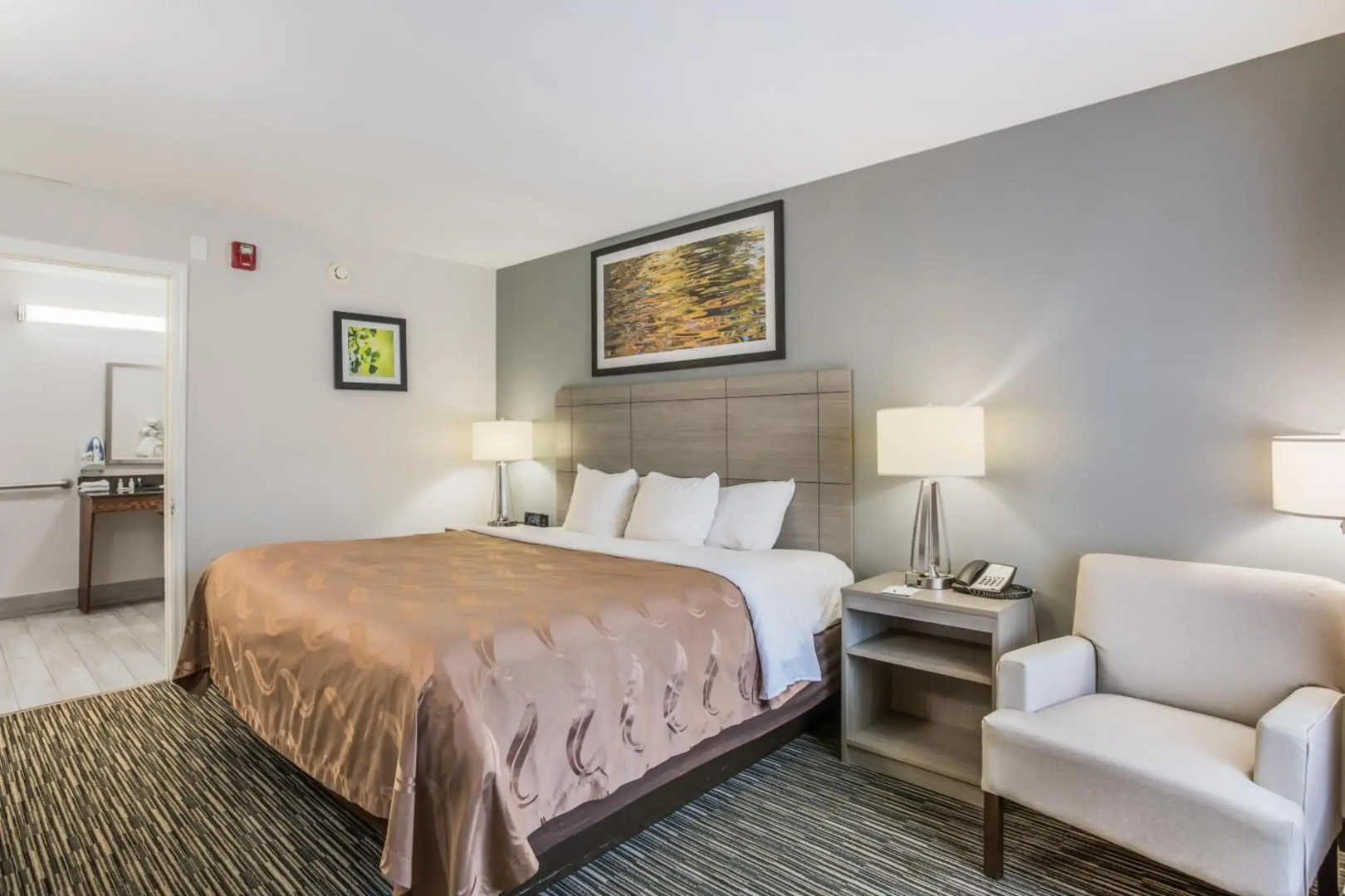 Quality Inn Gallatin - Nashville Metro