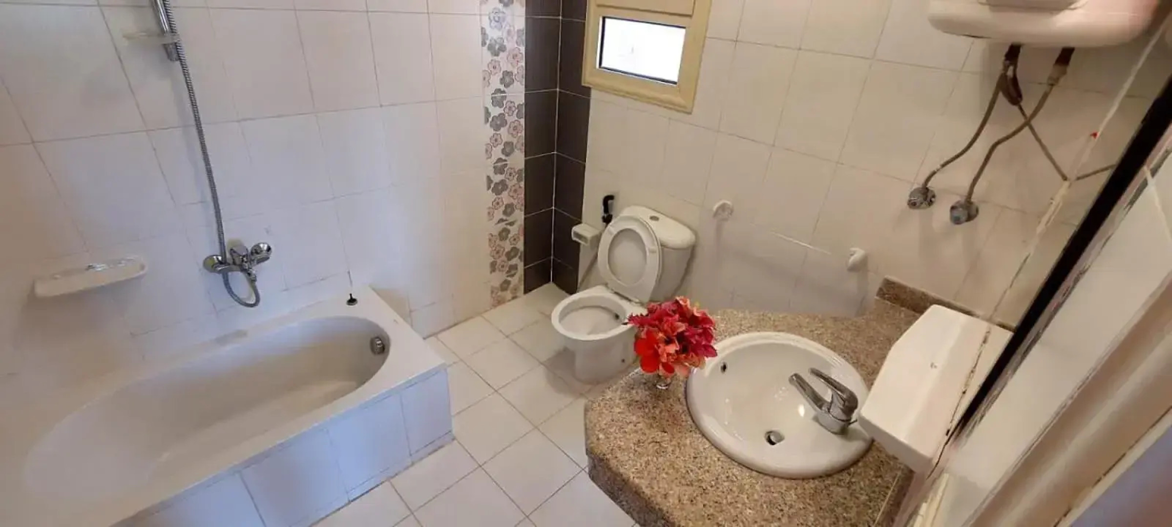 فيلا لاسيرينا ريزورت السخنه صف اول بحر 600مm11