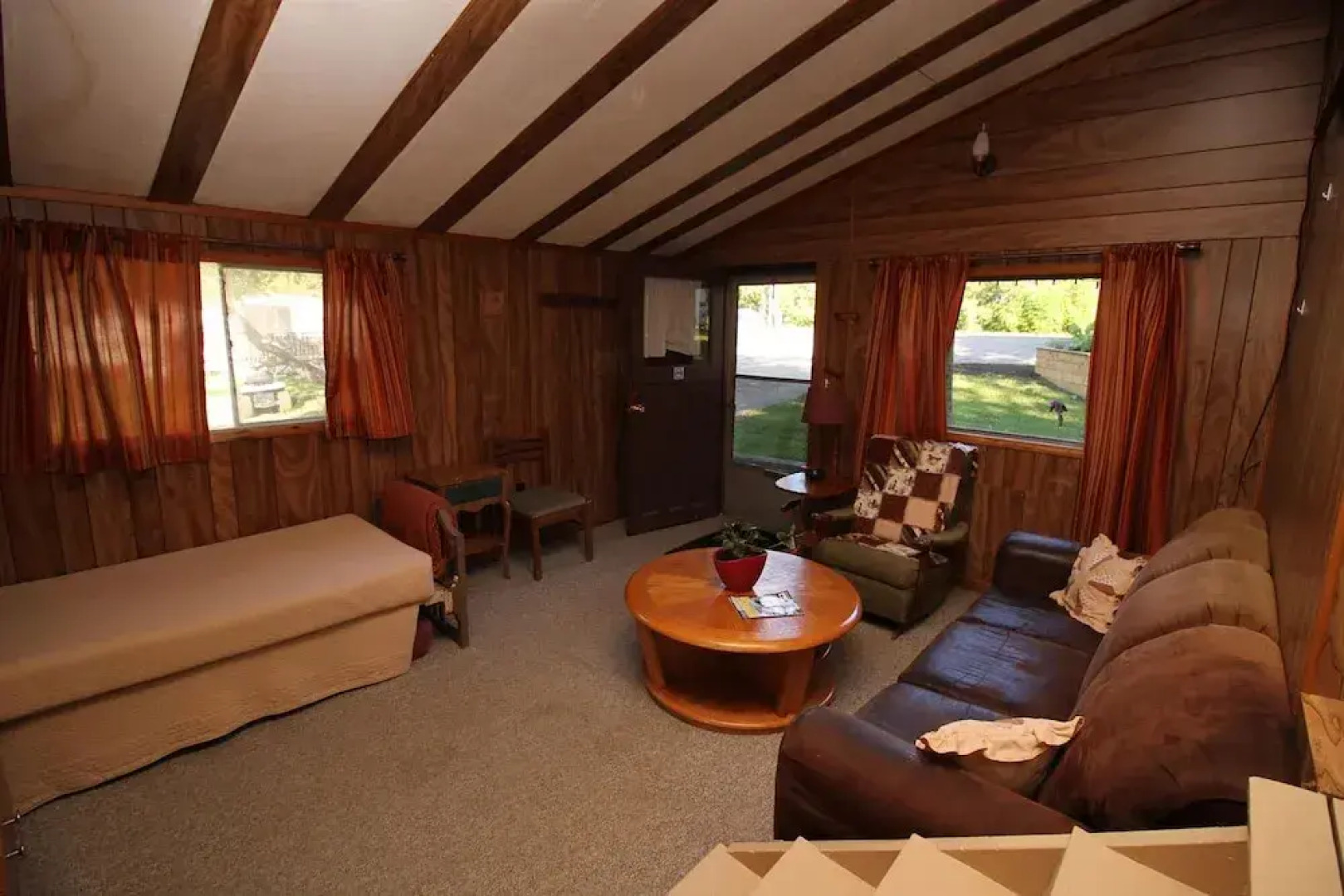 3 Bdrm Country Cottage - Main House - Rosewood Cottages