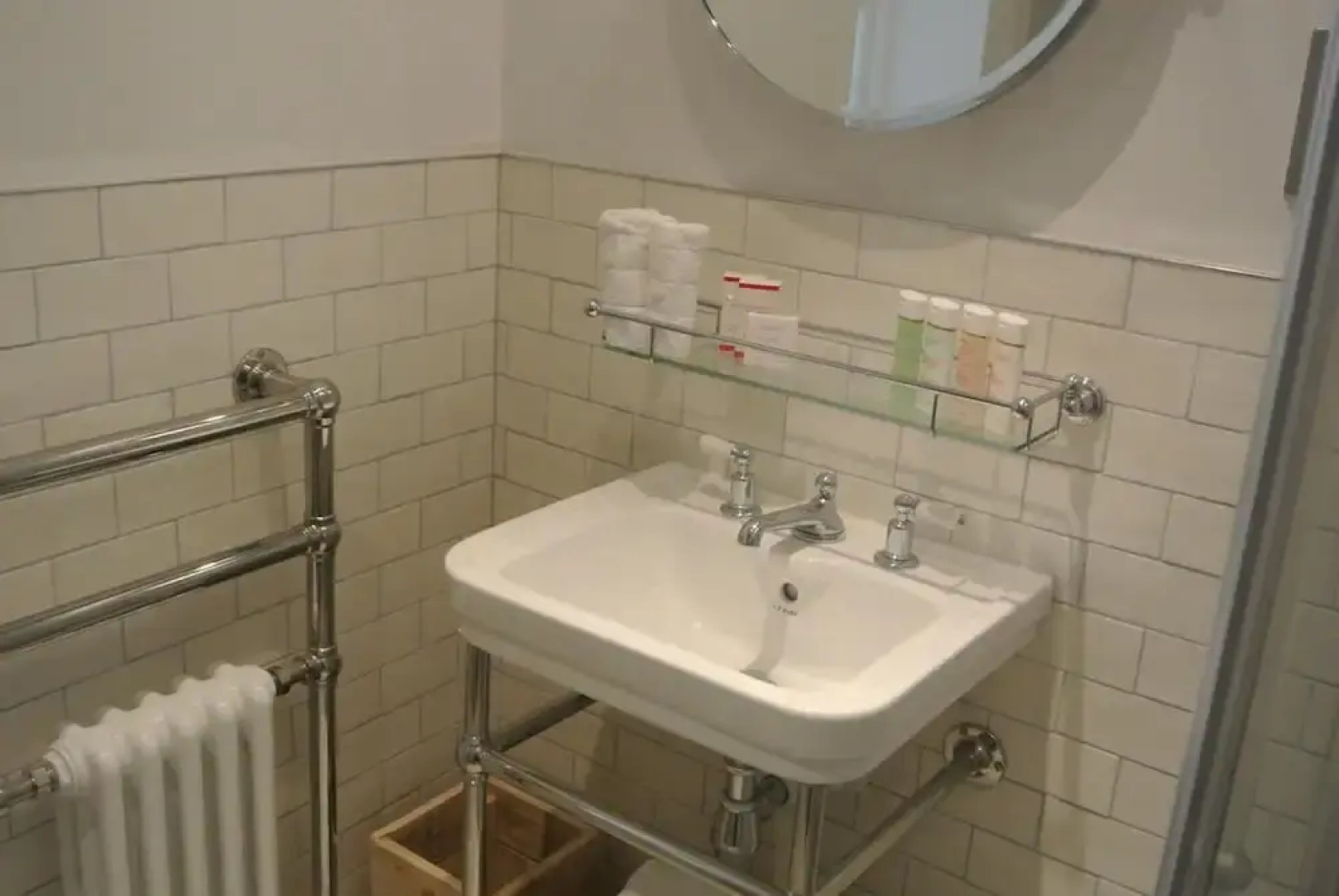 The Crown Pub, Dining & Rooms