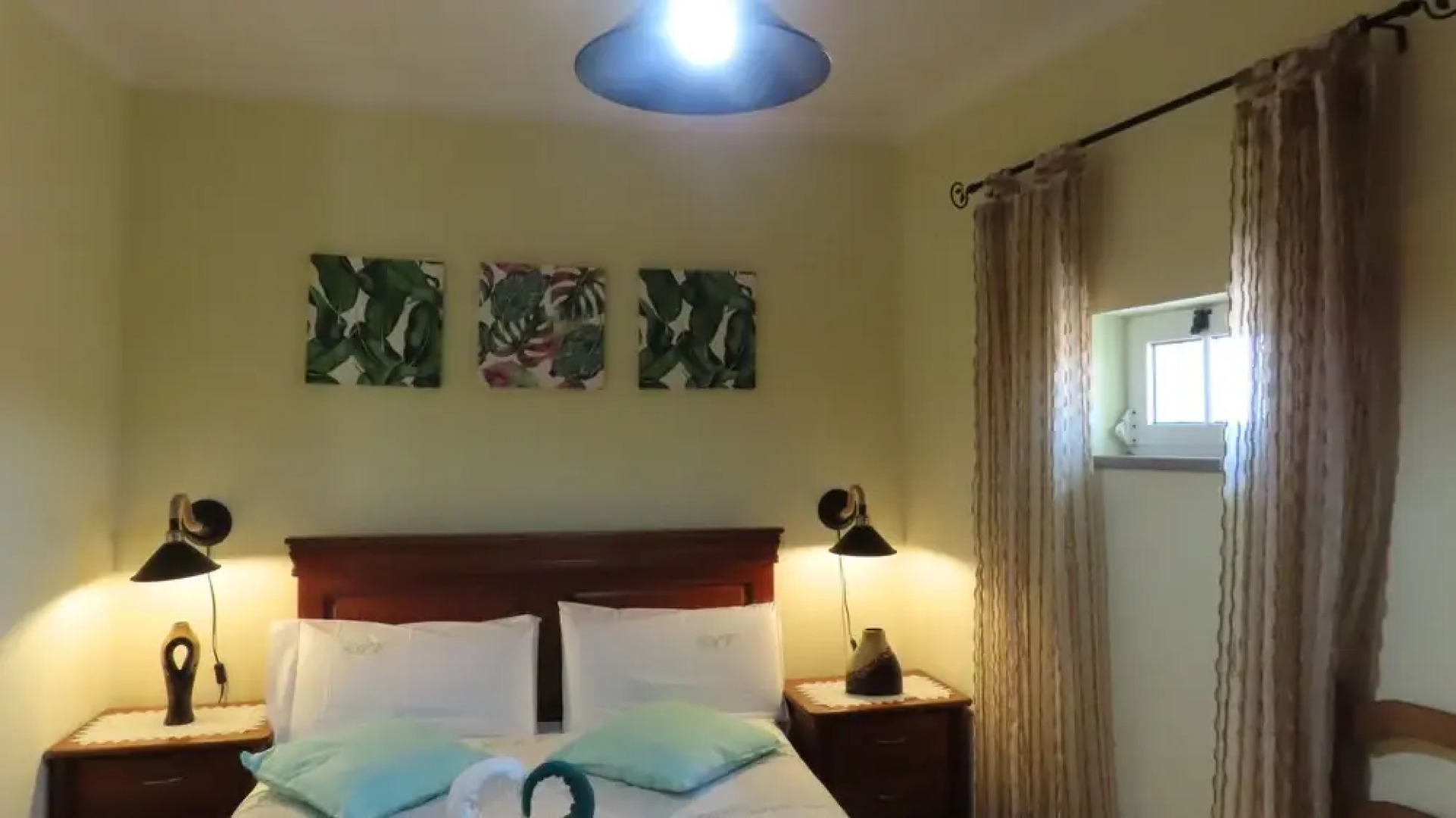 Lovely 3-bed House in Queimada Ideal for Families