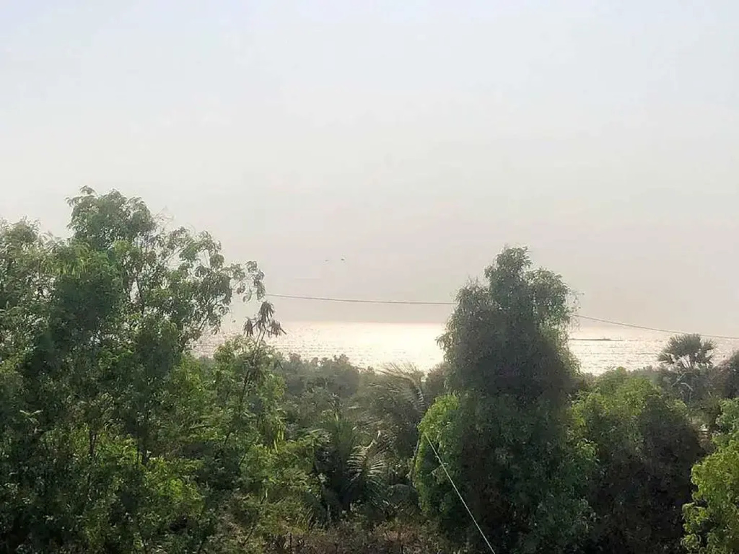 Oceanfront 4 bed private pool Gorai beach villa near Mumbai