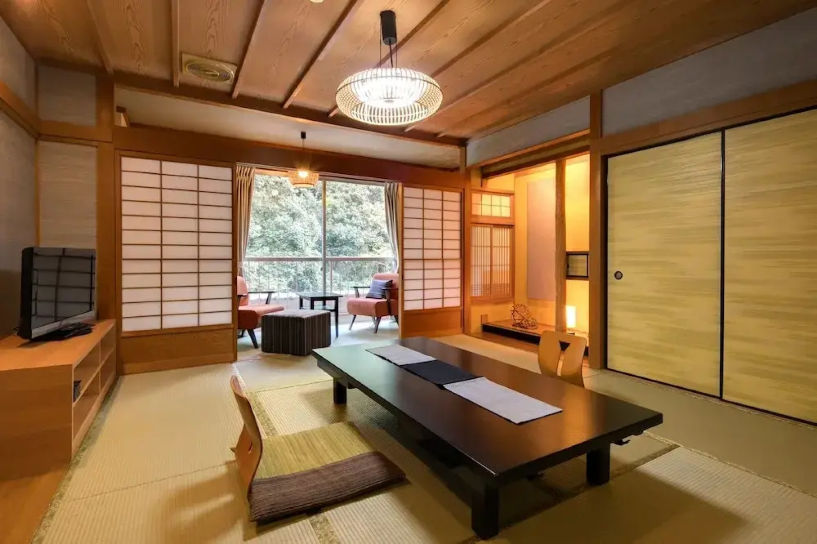 Hananosato Onsen Sansuikan