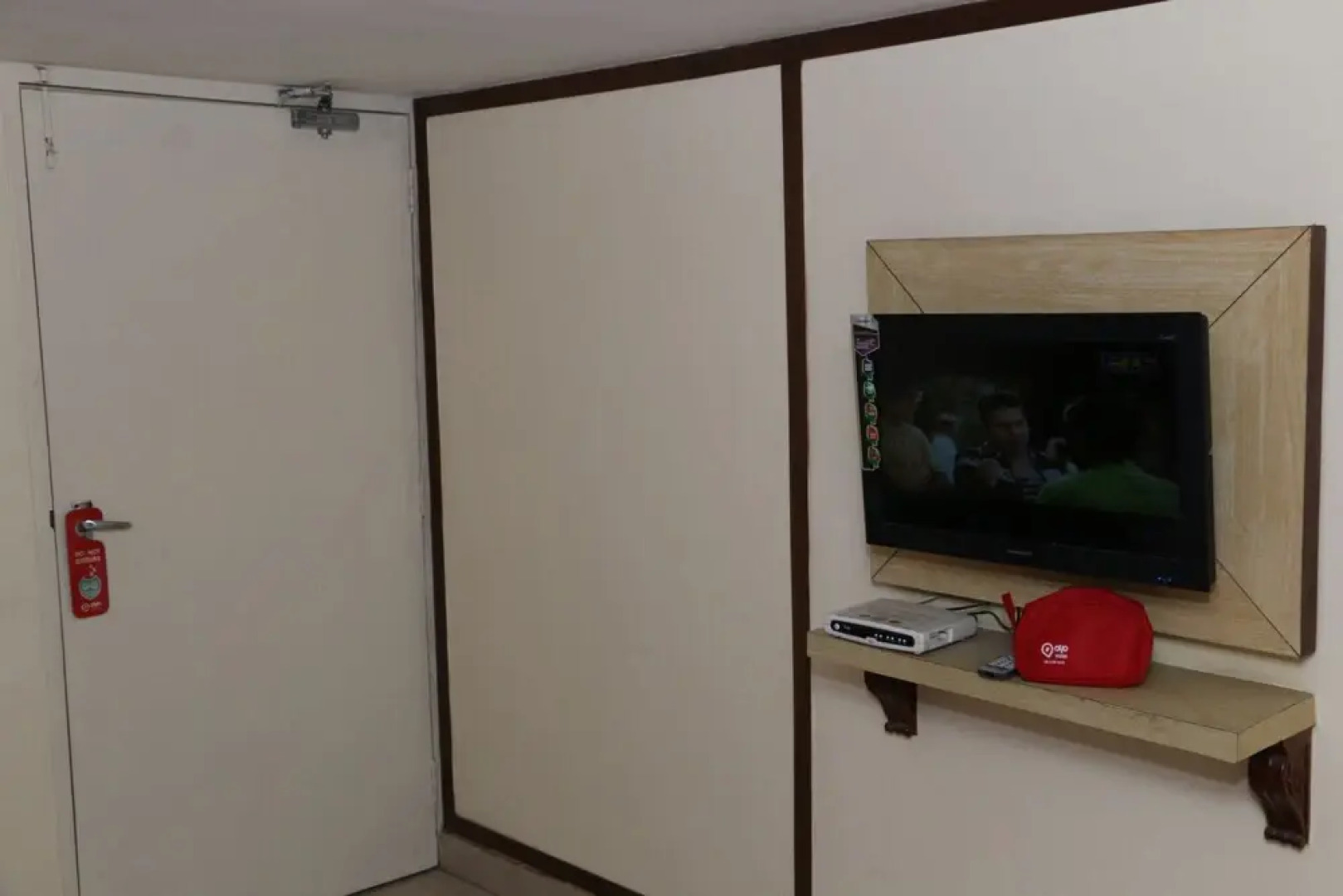 OYO 1075 Hotel City Home