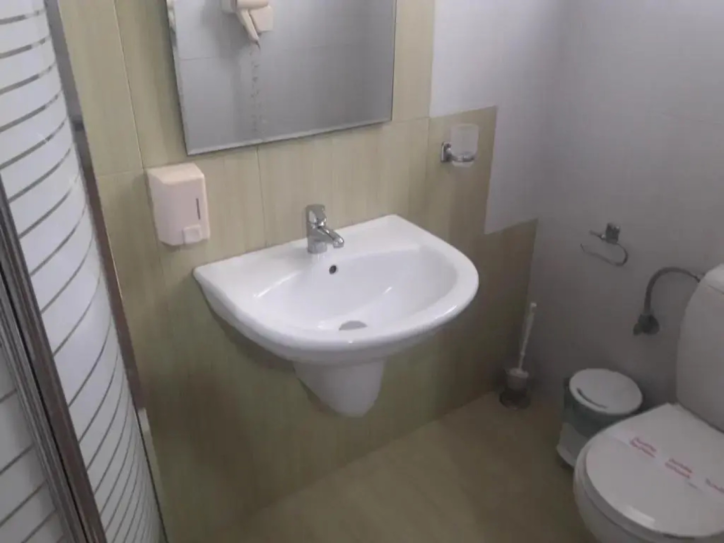 Drossia 9 in East Mani