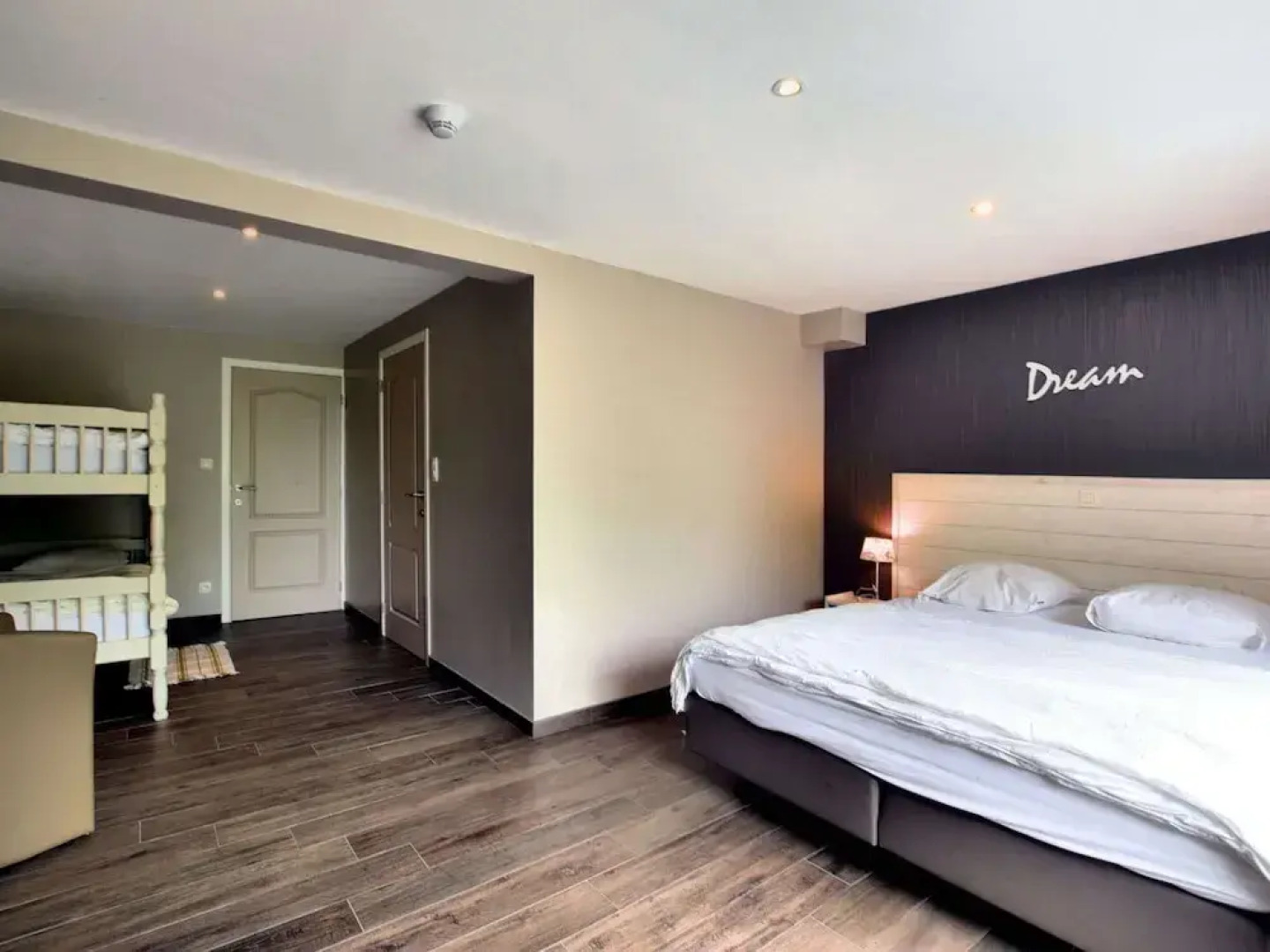 Luxurious Chalet in Beauraing With Sauna