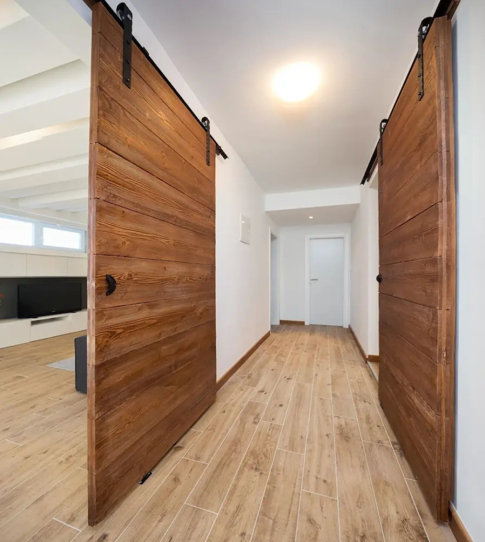 Stunning Villa Sofia With Heated Pool IN Split Hinterland