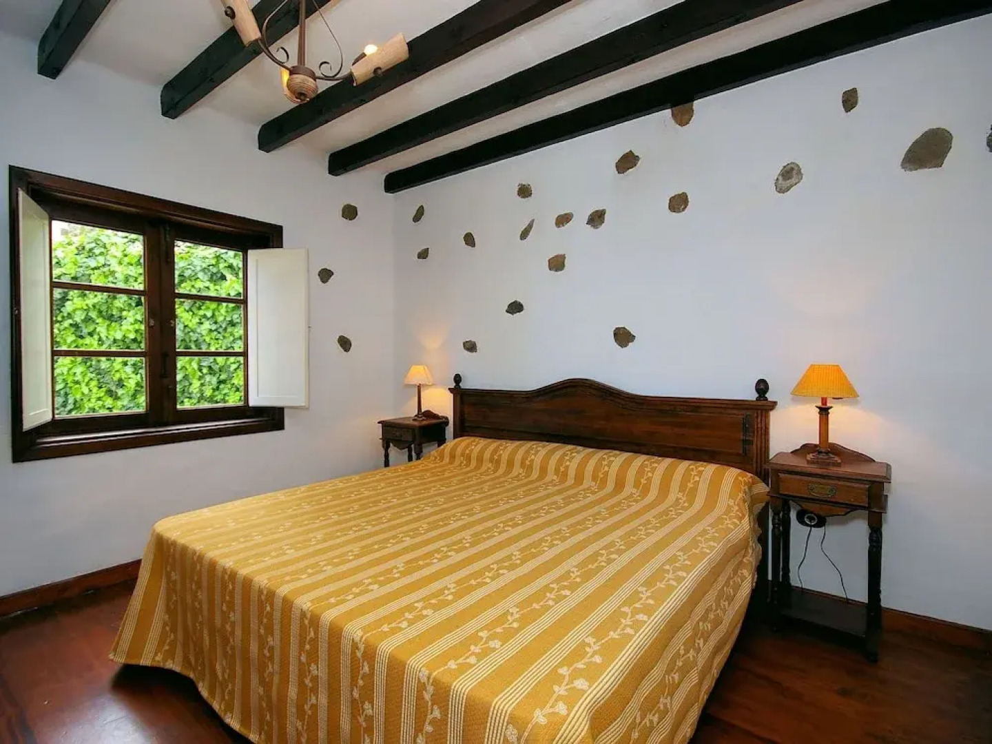 Detached Villa With Communal Swimming Pool, Located in the North of Lanzarote