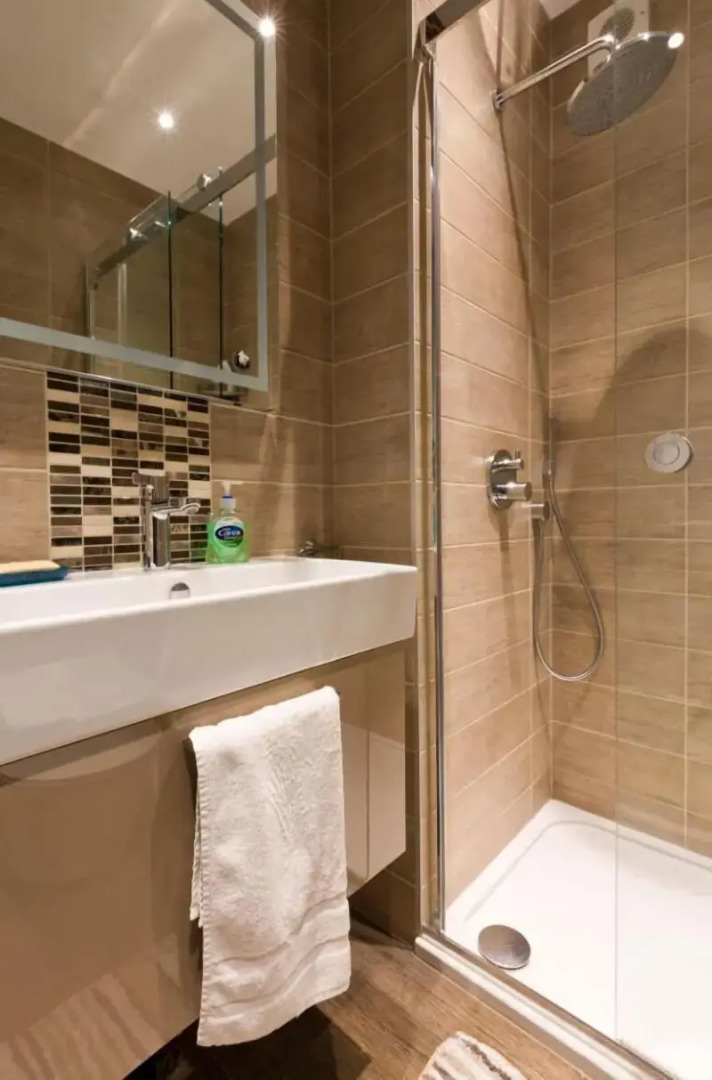 Leafy Suburban Bed & Breakfast