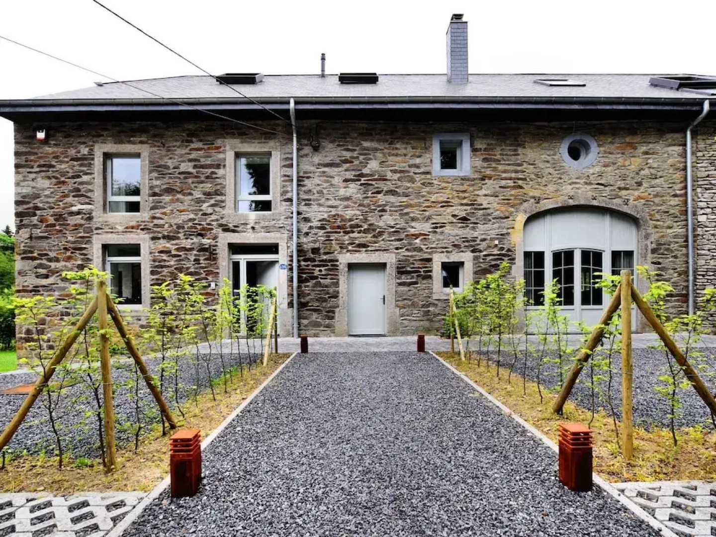 Combination of two Beautiful, Luxuriously Renovated Homes With En-suite Bathrooms