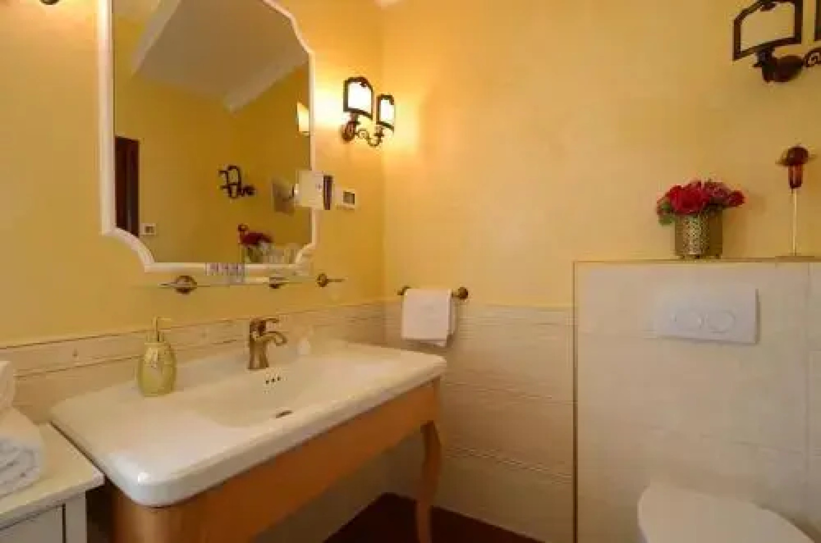 Bella & Stella Rooms