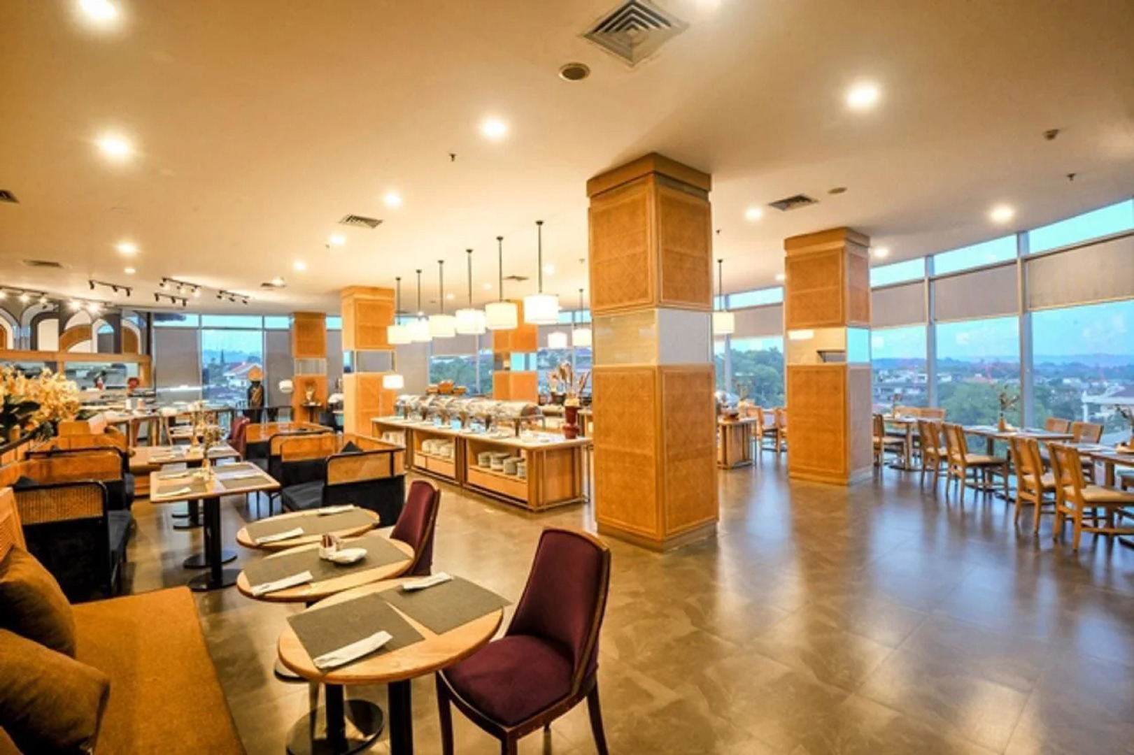 Grand Edge Hotel Semarang