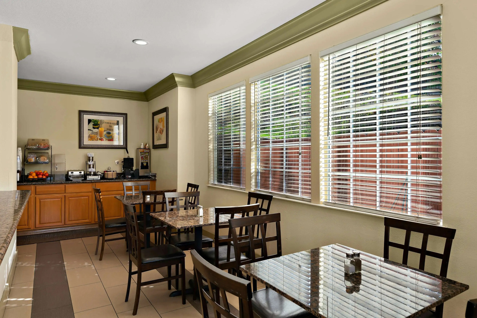 Best Western Willits Inn