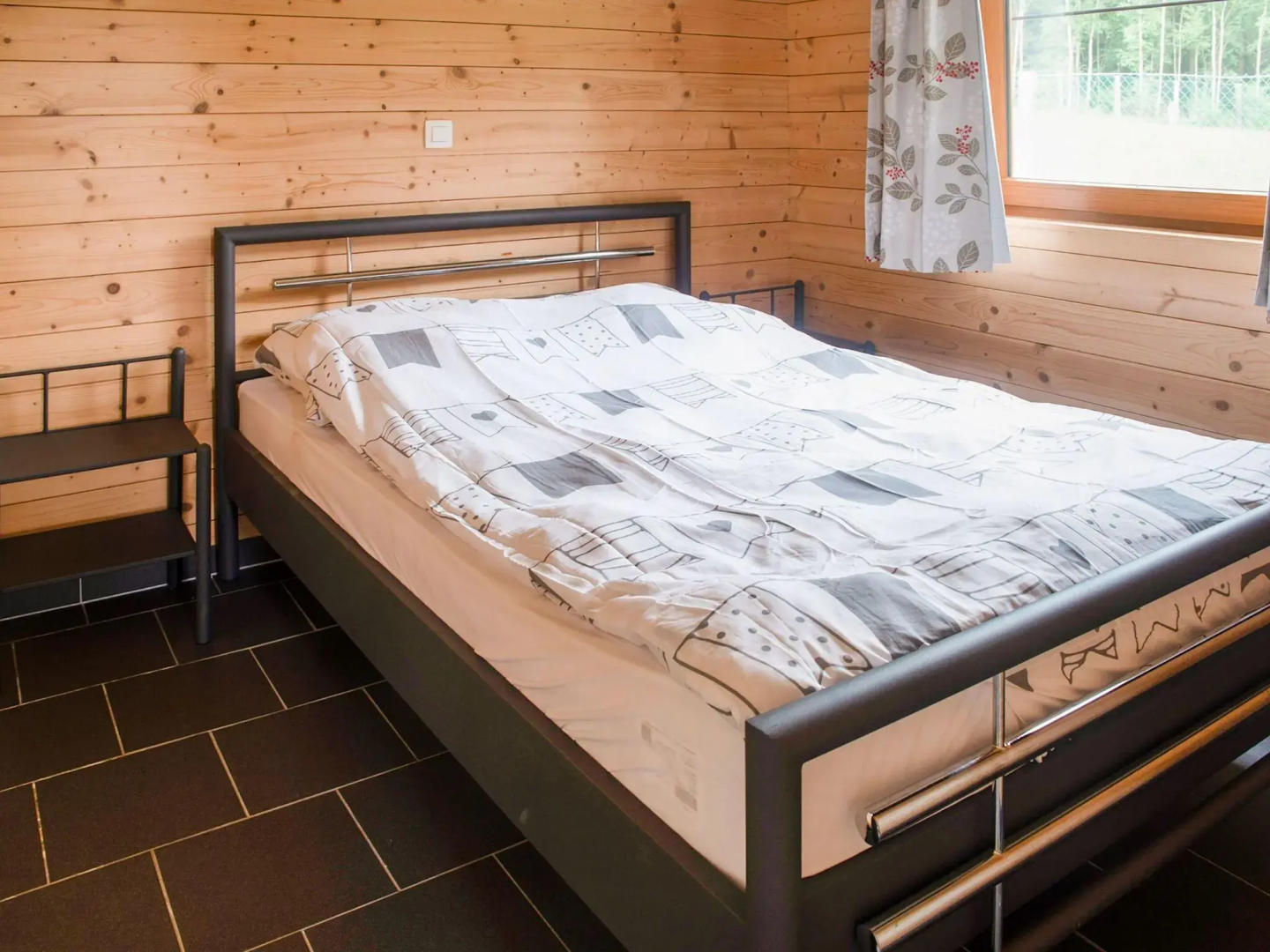 Secluded Chalet in Rogery