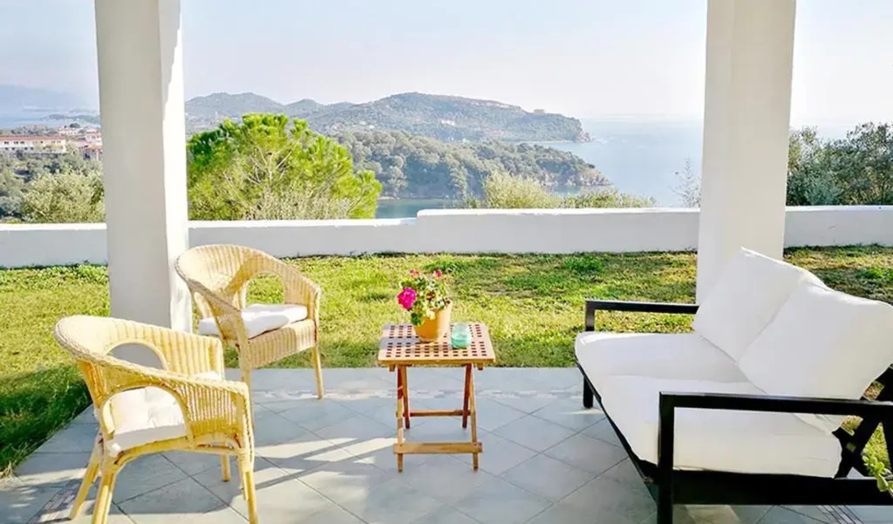 Olive Bay Hilltop Apartments Ammouliani