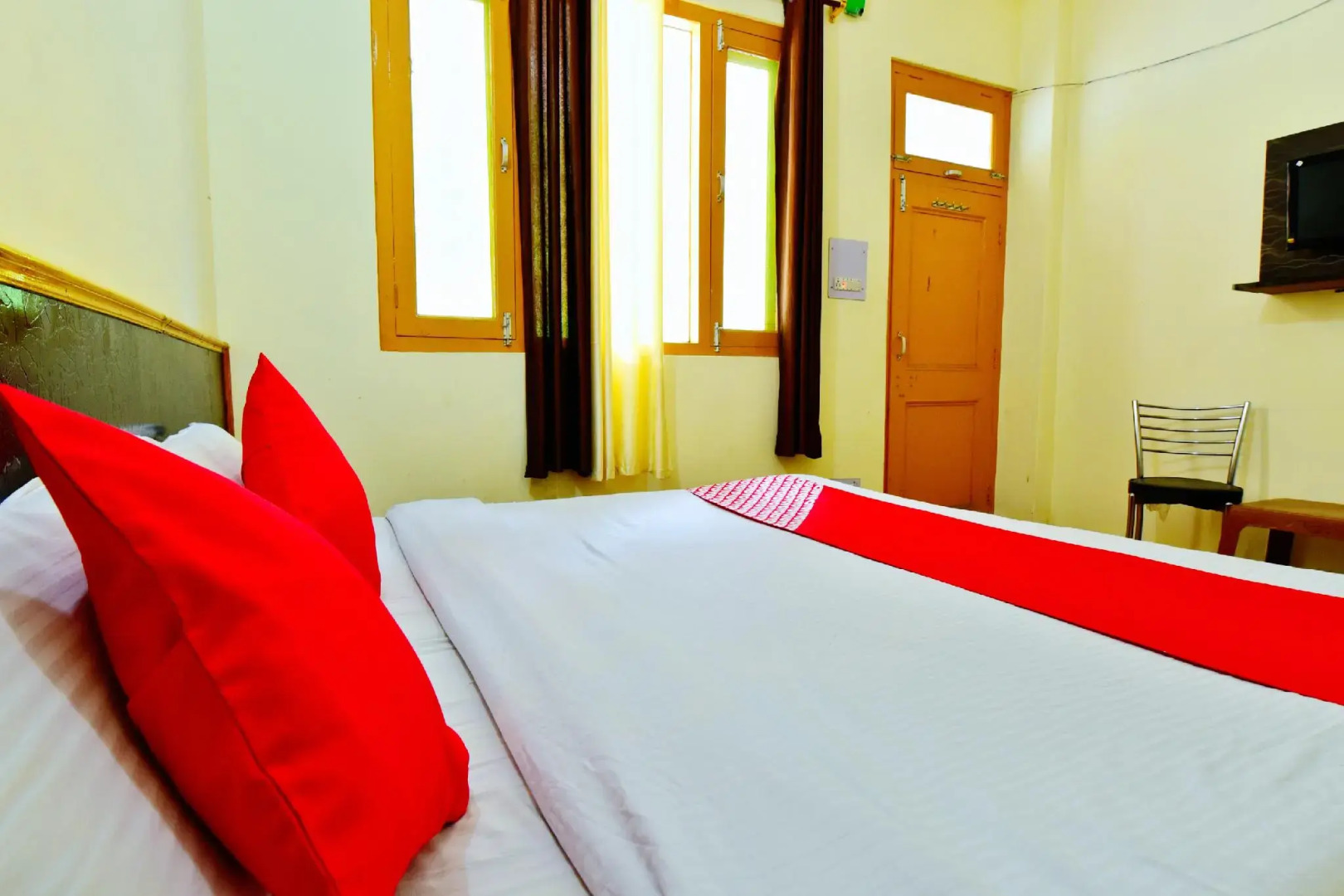 OYO 36033 Suma Ropa 99