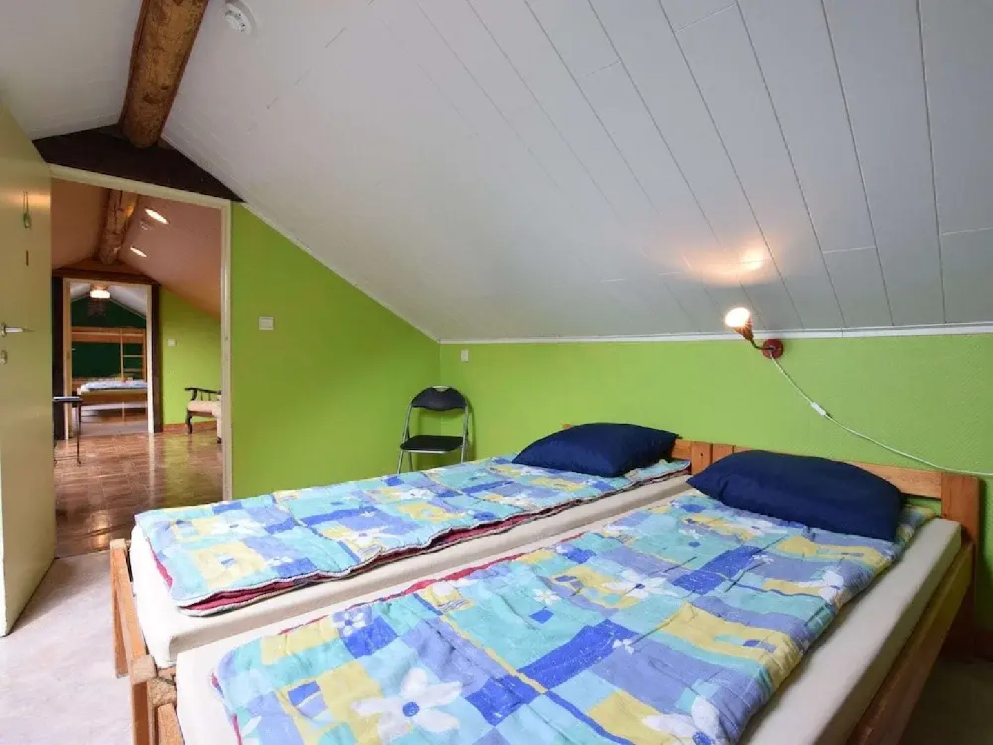 Quaint Cottage In Petite Langlire With Jacuzzi