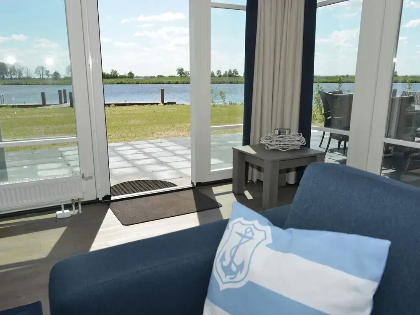 Modern House With a Jetty, Located in Beautiful Giethoorn