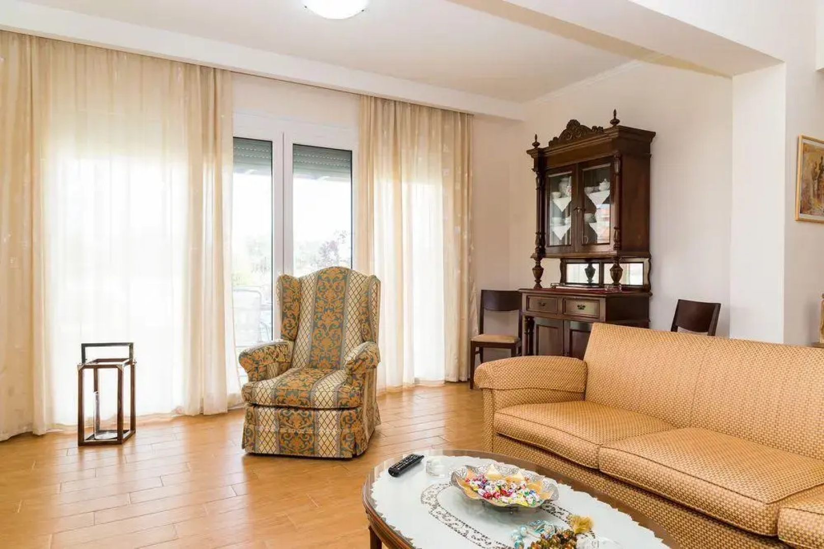 Onar Mansion