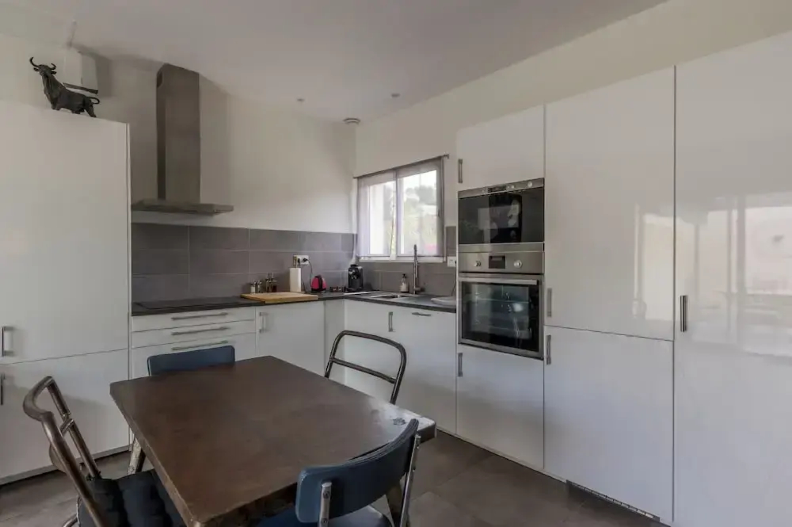 Casa Dina