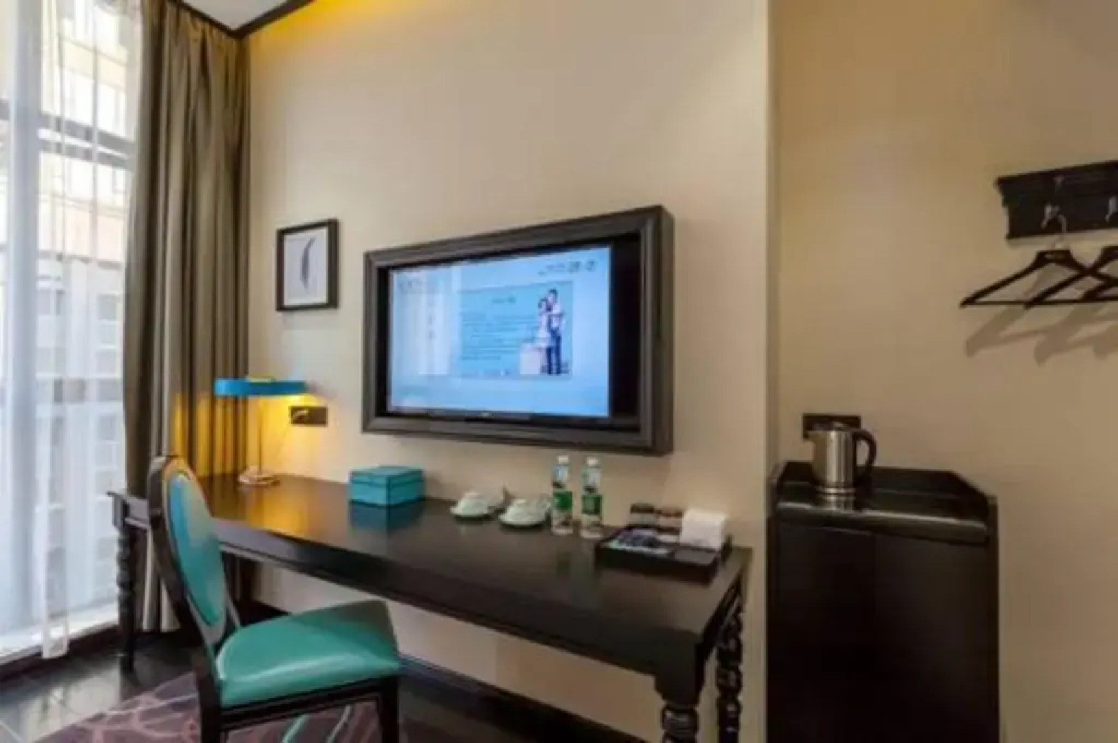 Xana Hotelle Chengdu Railway East Station West Square