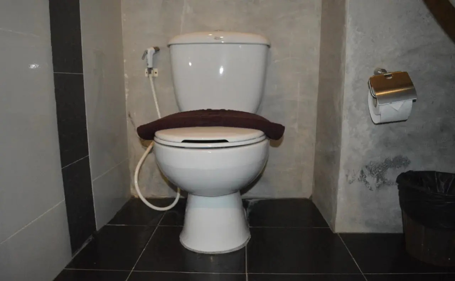 B Square Hotel