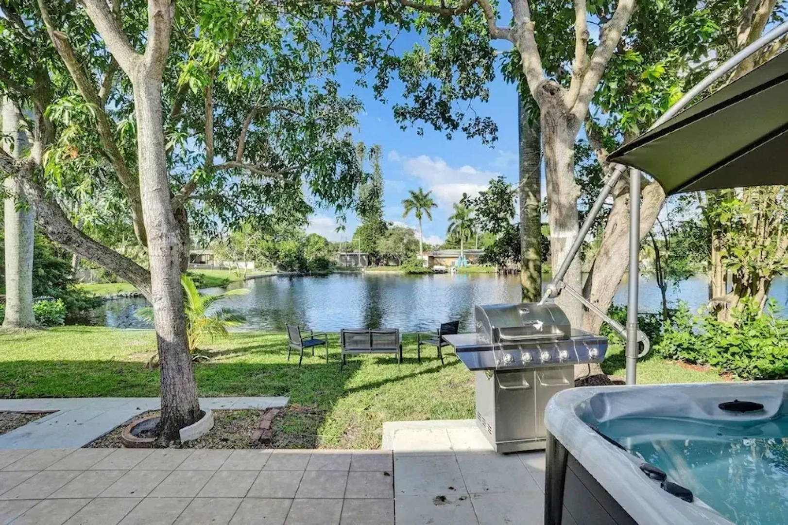 Waterfront Newly Renovated 4 BR Home