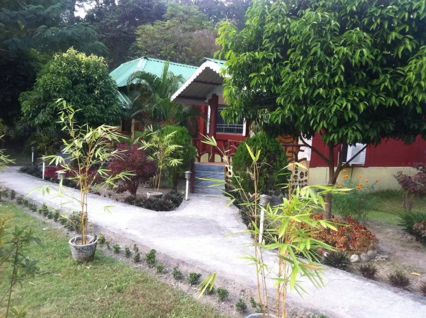 Chocolate Inn Rainforest Resort