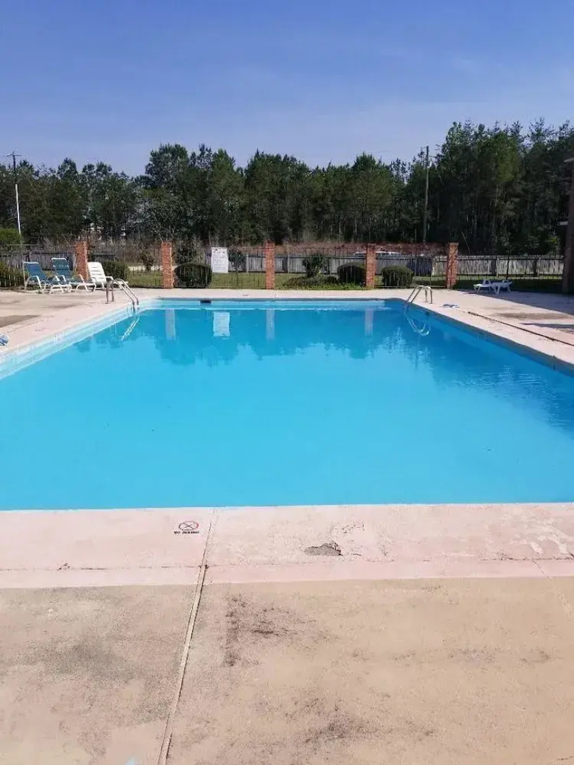 Executive Inn & Suites