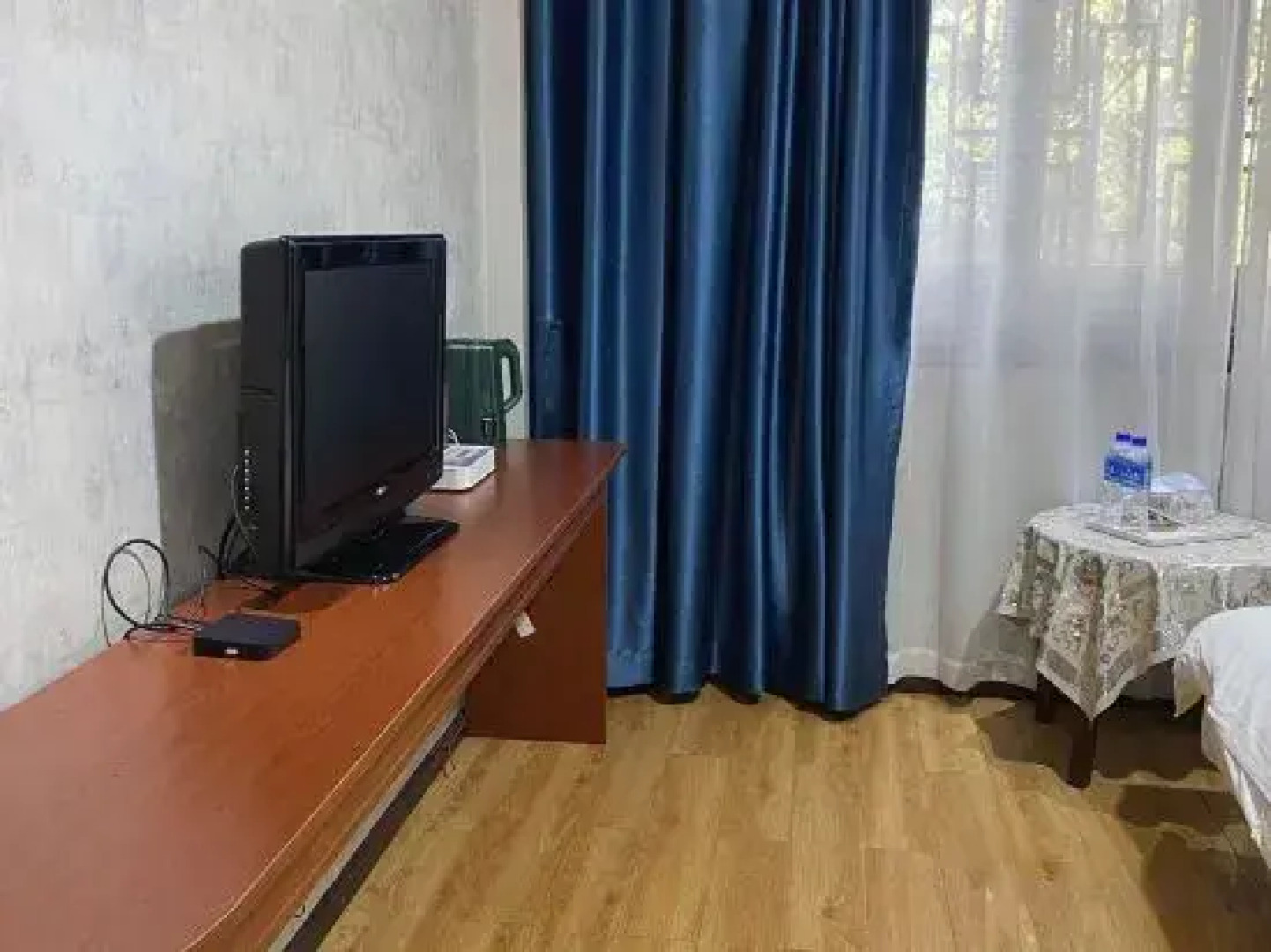 Chuxiong Super 8° Jujunlaike Hotel