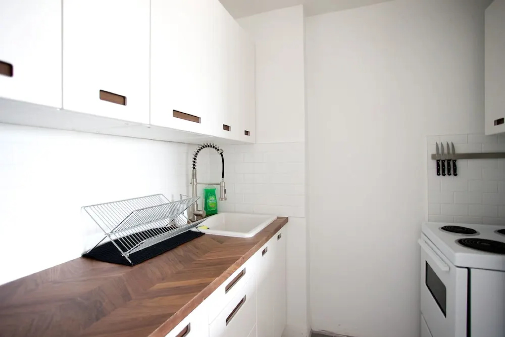 The Hutchinson Apartments