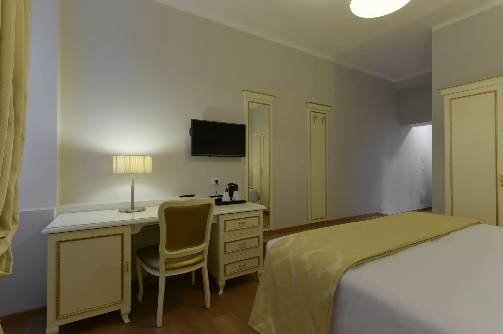 Gravina Suite Frattina
