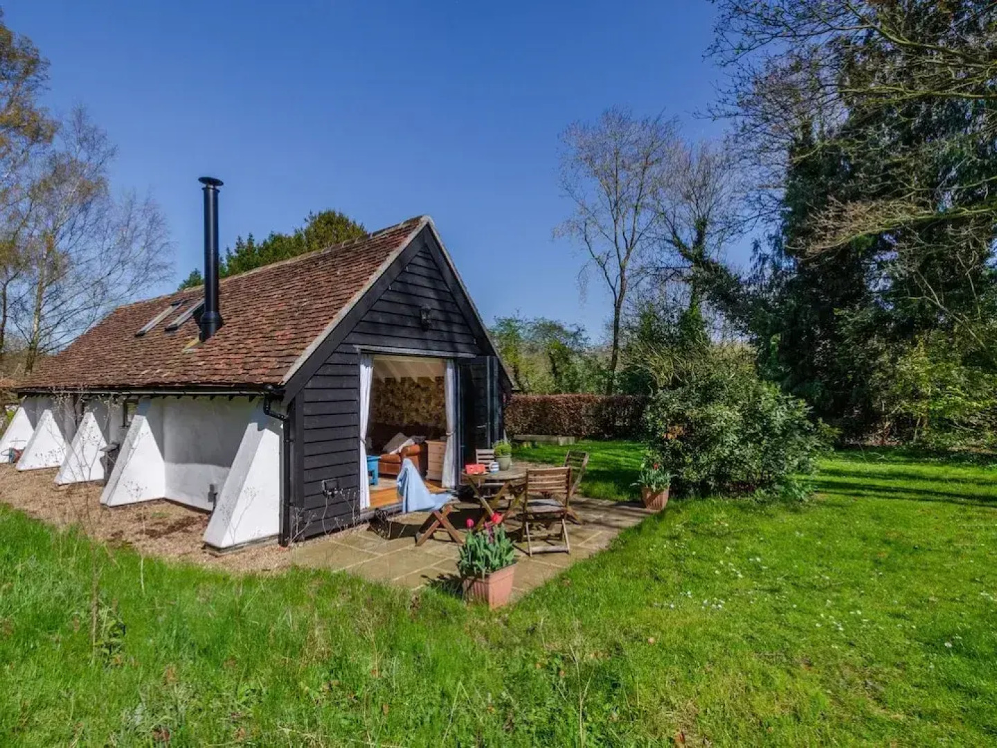 With Walking Trails Starting From Your Doorstep Onto the North Downs Way