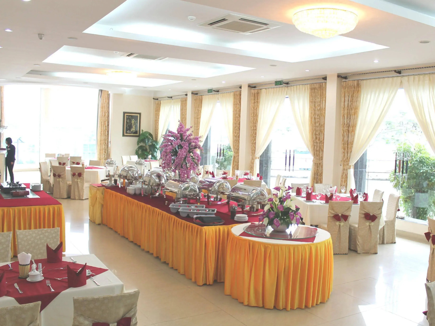 Hung Long Harbour Hotel