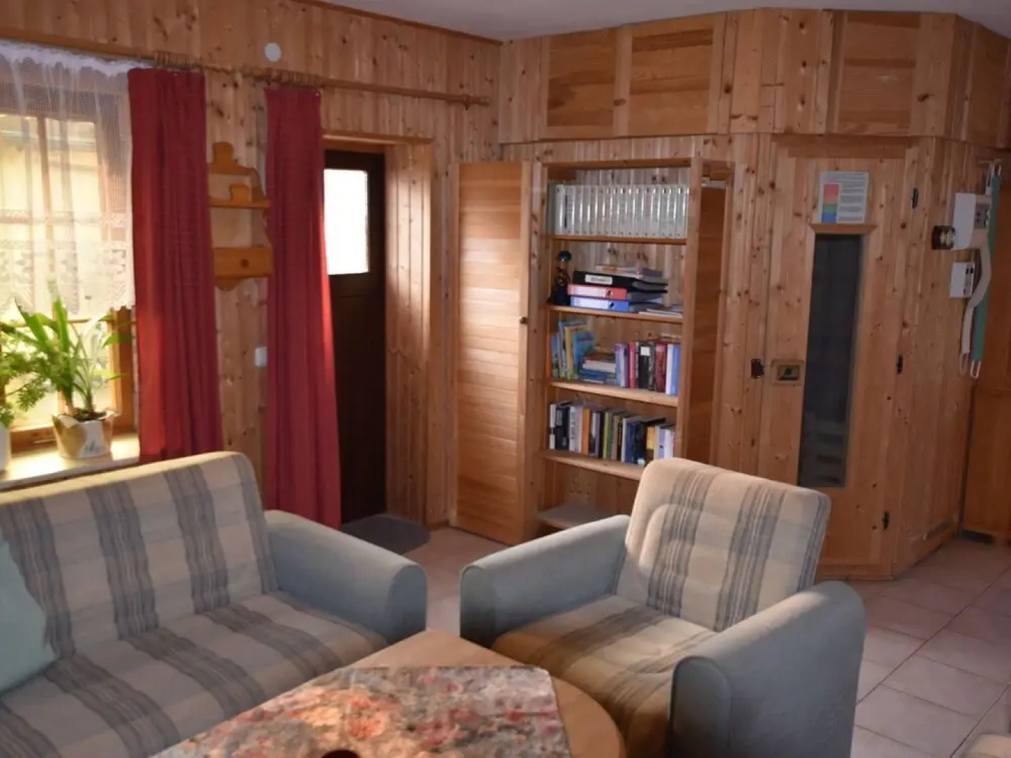 Snug Bungalow in Alt Farpen With Garden