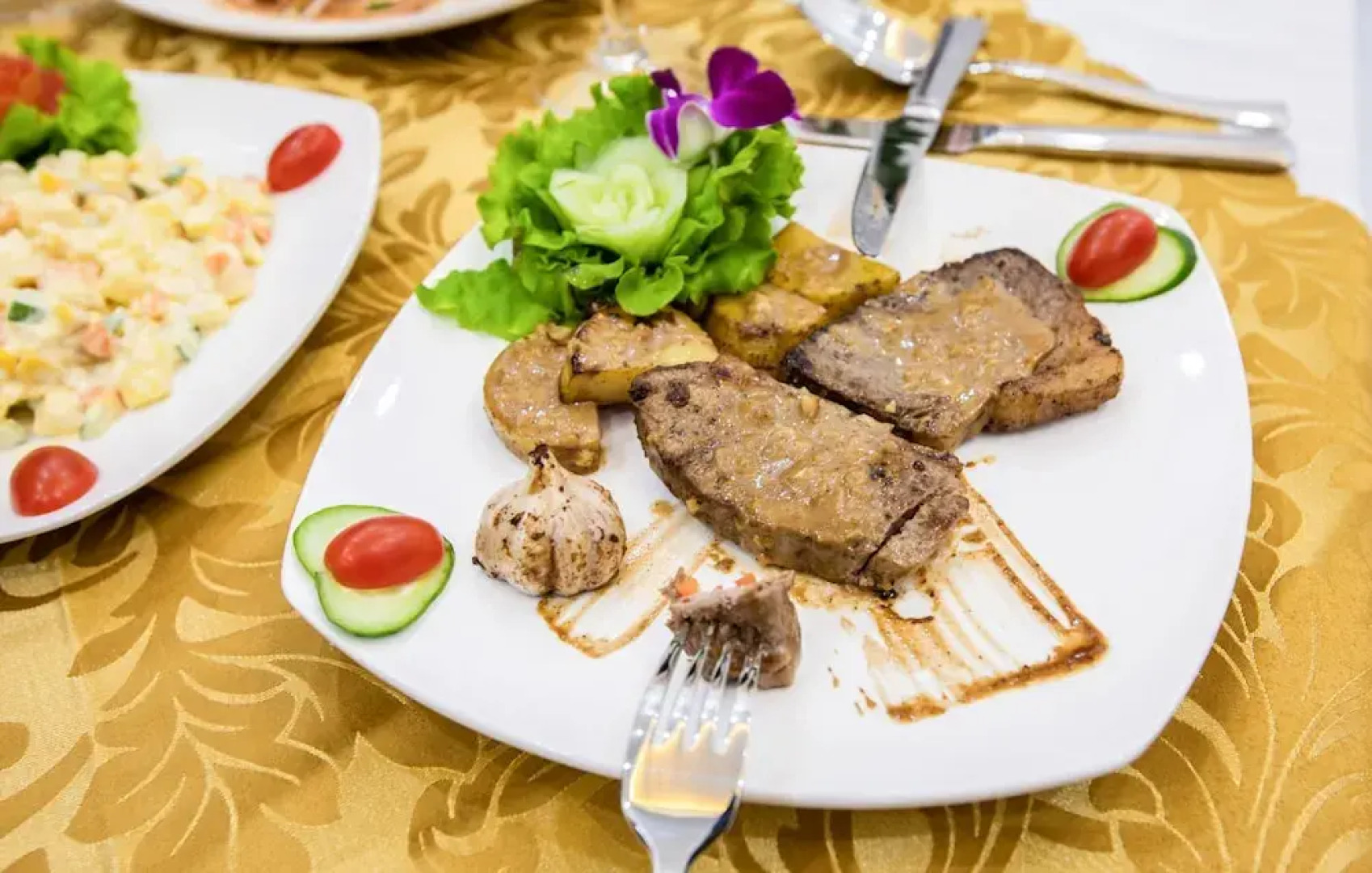 La Saveur de Hoa Binh Resort