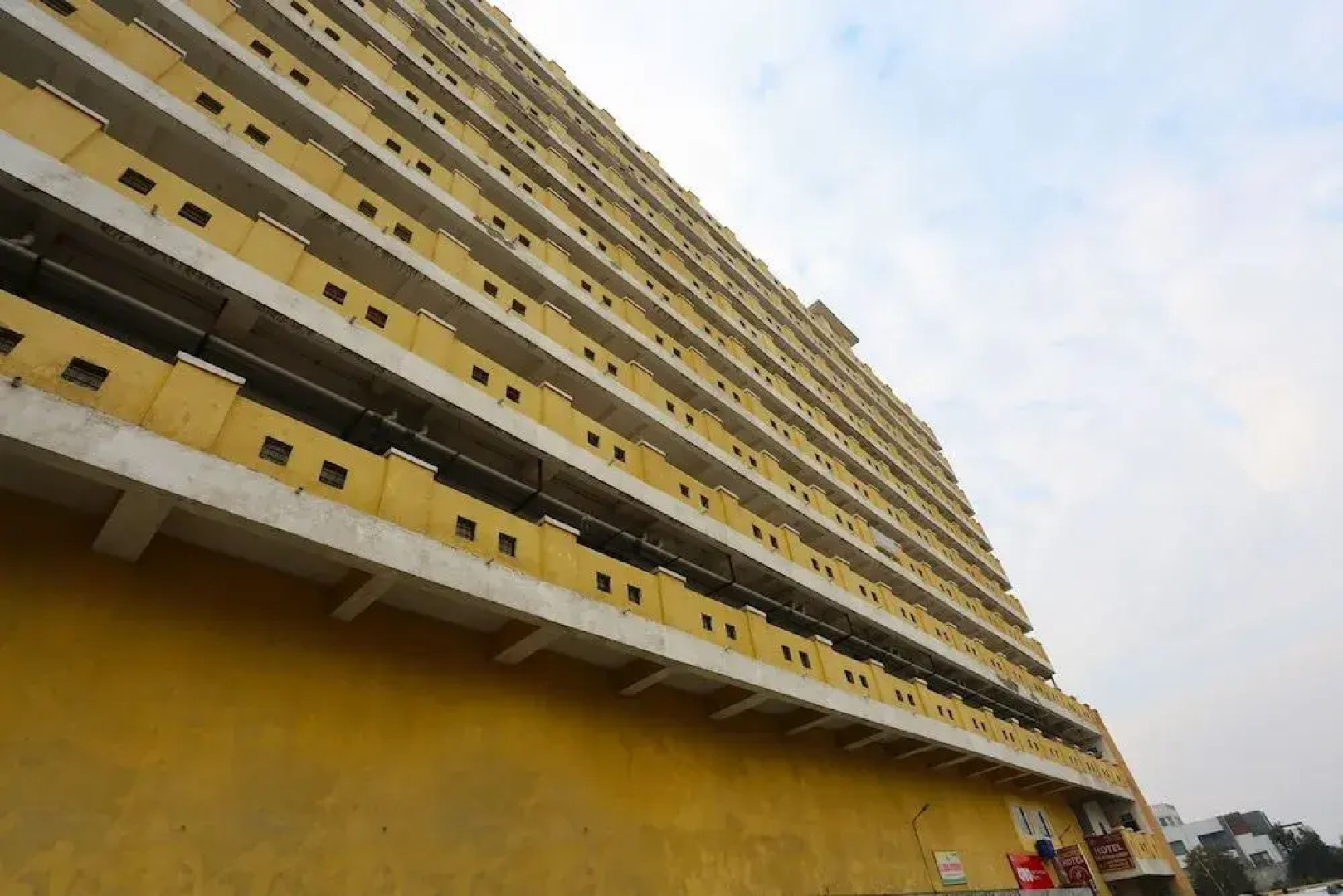 OYO 23668 Hotel The Hridhaan Regency