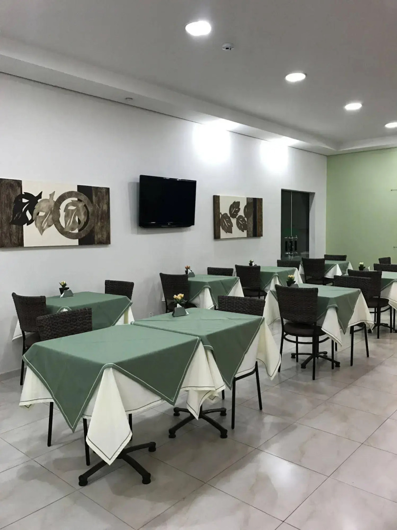 Larison Hotéis ECONOMY