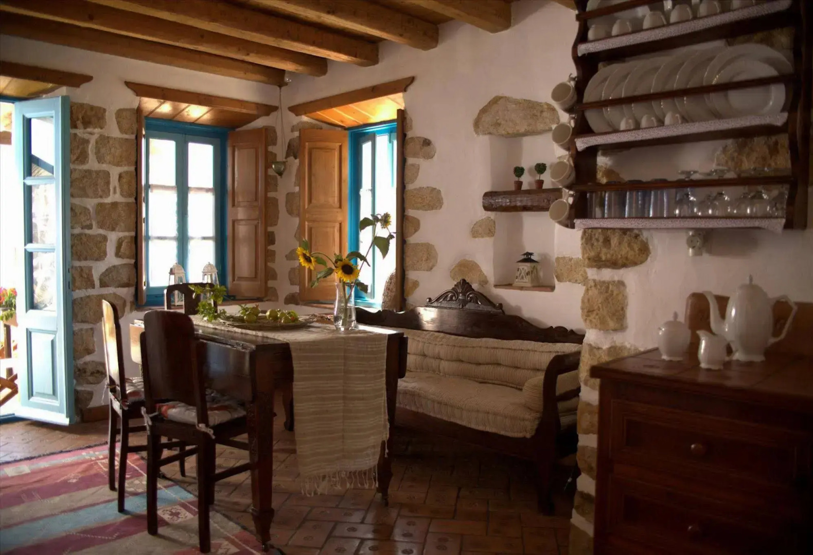 Eirini's Luxury Hotel Villas