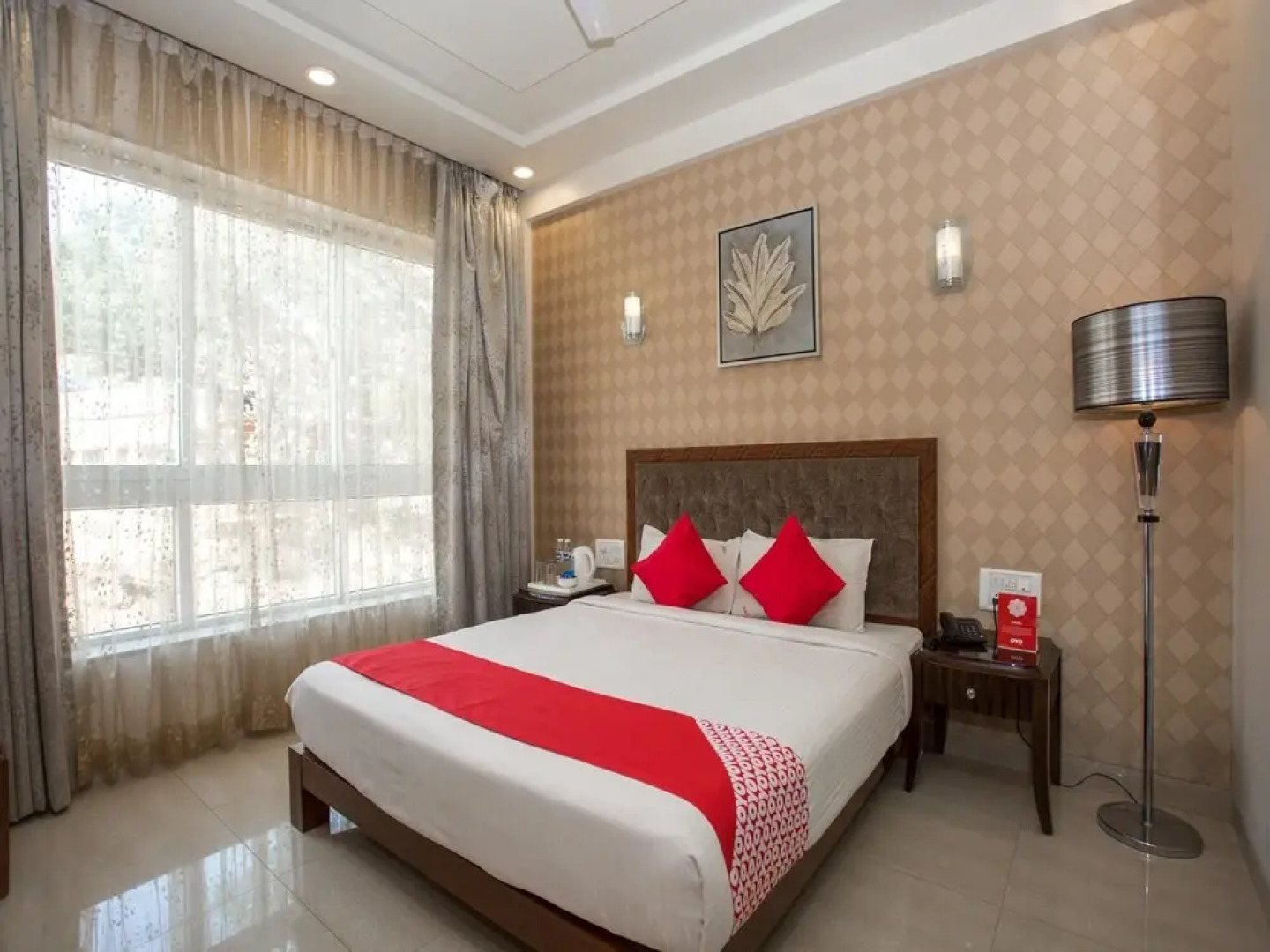 OYO 2377 Hotel Residency