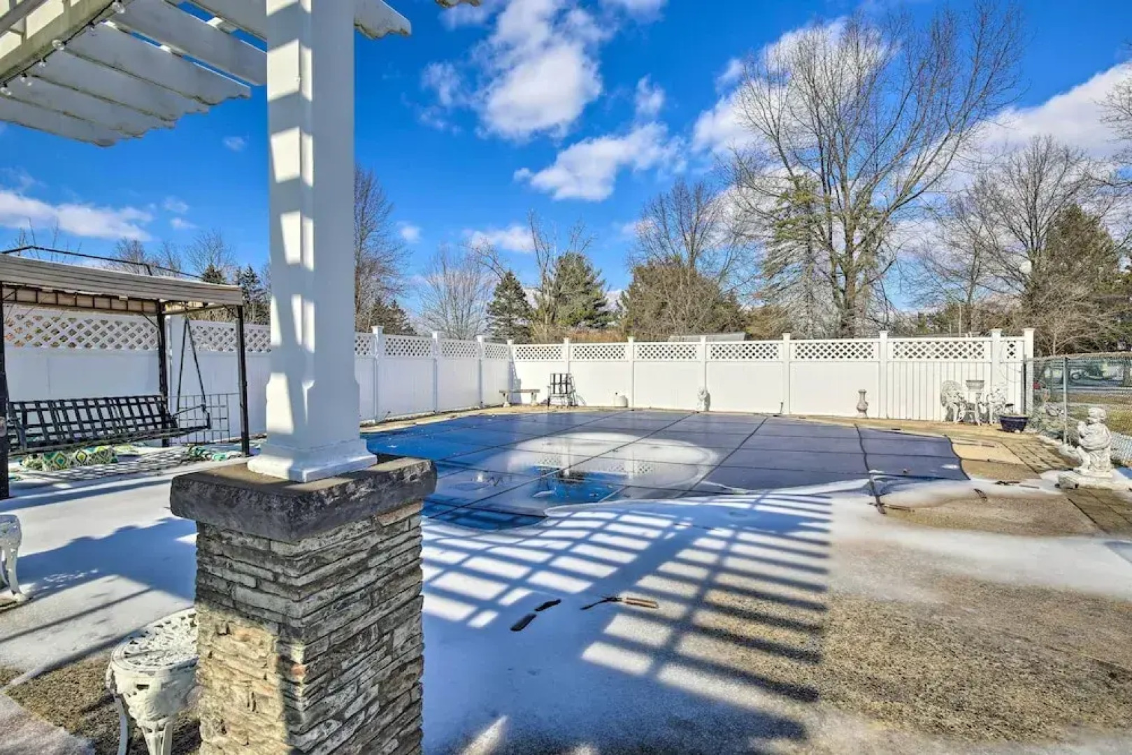 Pet-friendly Hopewell Junction Apt w/ Grill!